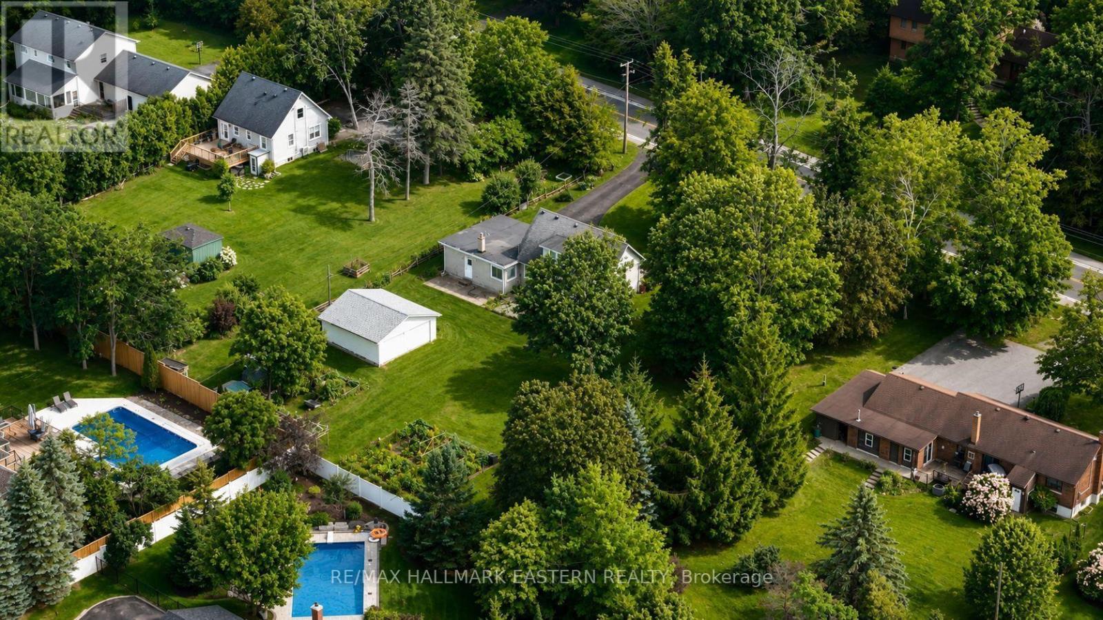 1932 Sherbrooke Street W, Peterborough (Monaghan Ward 2), Ontario  K9J 6X4 - Photo 24 - X13723858