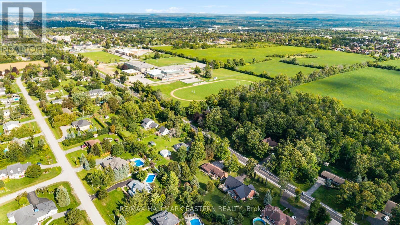 1932 Sherbrooke Street W, Peterborough (Monaghan Ward 2), Ontario  K9J 6X4 - Photo 27 - X13723858