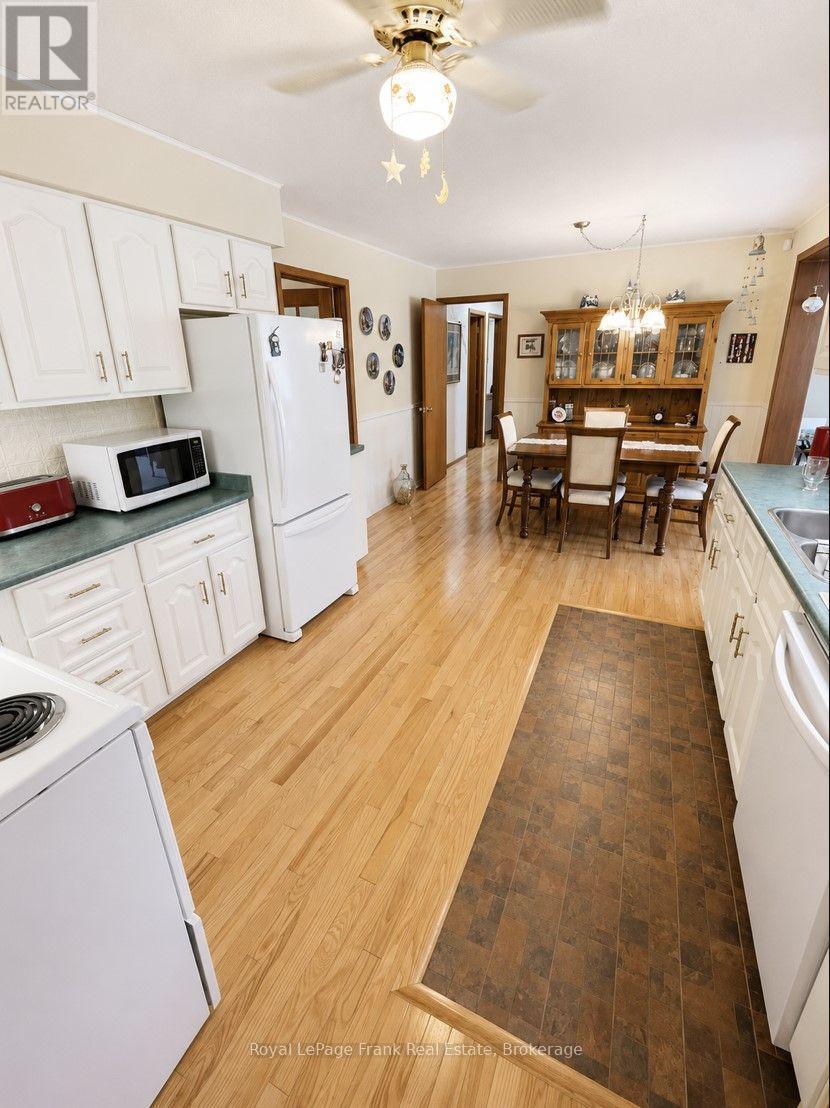 127 Bridge Street W, Bancroft (Bancroft Ward), Ontario  K0L 1C0 - Photo 8 - X13724086