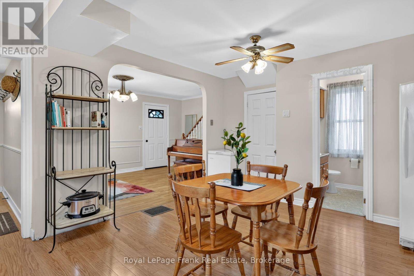 728 Hurley Street, Peterborough (Otonabee Ward 1), Ontario  K9J 3A9 - Photo 12 - X13724810