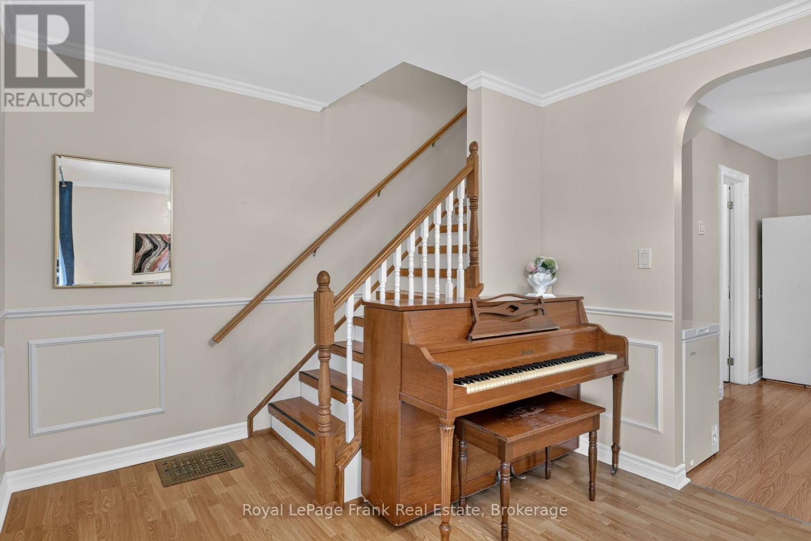 728 Hurley Street, Peterborough (Otonabee Ward 1), Ontario  K9J 3A9 - Photo 16 - X13724810