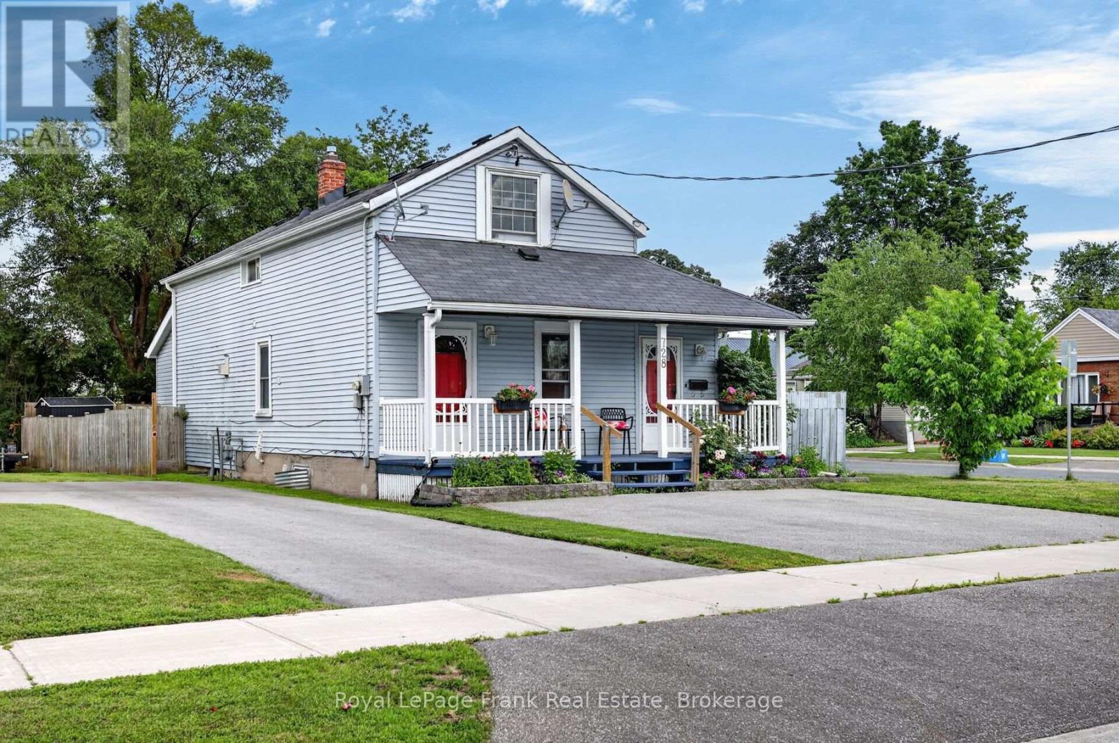 728 Hurley Street, Peterborough (Otonabee Ward 1), Ontario  K9J 3A9 - Photo 2 - X13724810