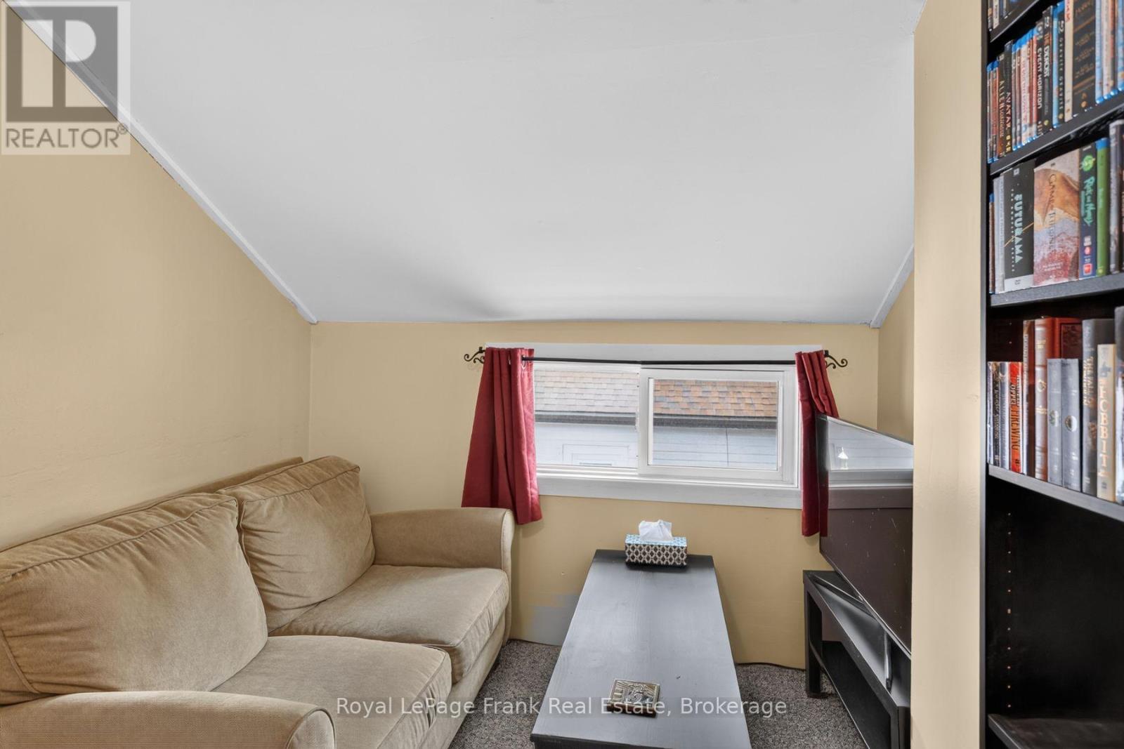 728 Hurley Street, Peterborough (Otonabee Ward 1), Ontario  K9J 3A9 - Photo 29 - X13724810