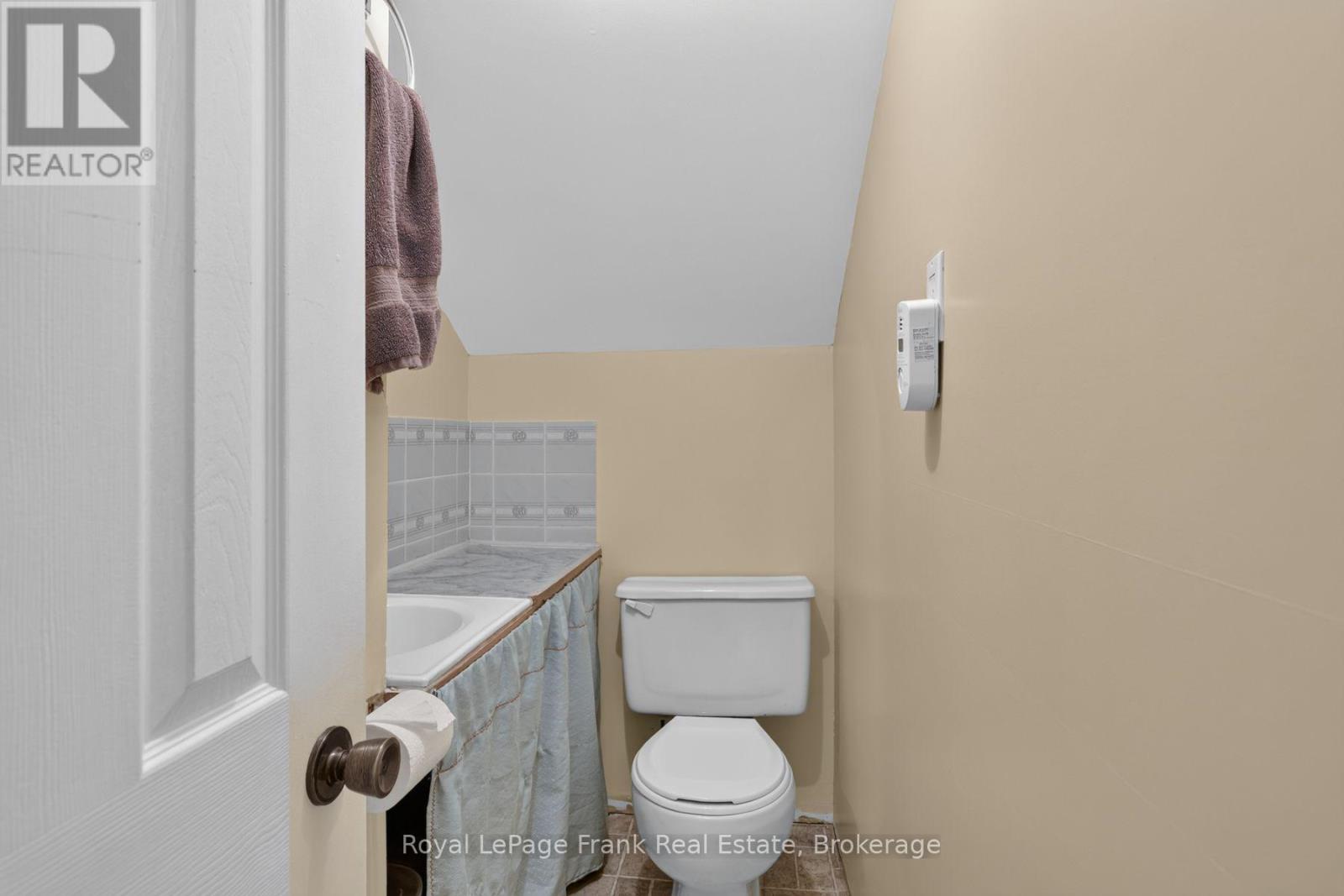 728 Hurley Street, Peterborough (Otonabee Ward 1), Ontario  K9J 3A9 - Photo 33 - X13724810