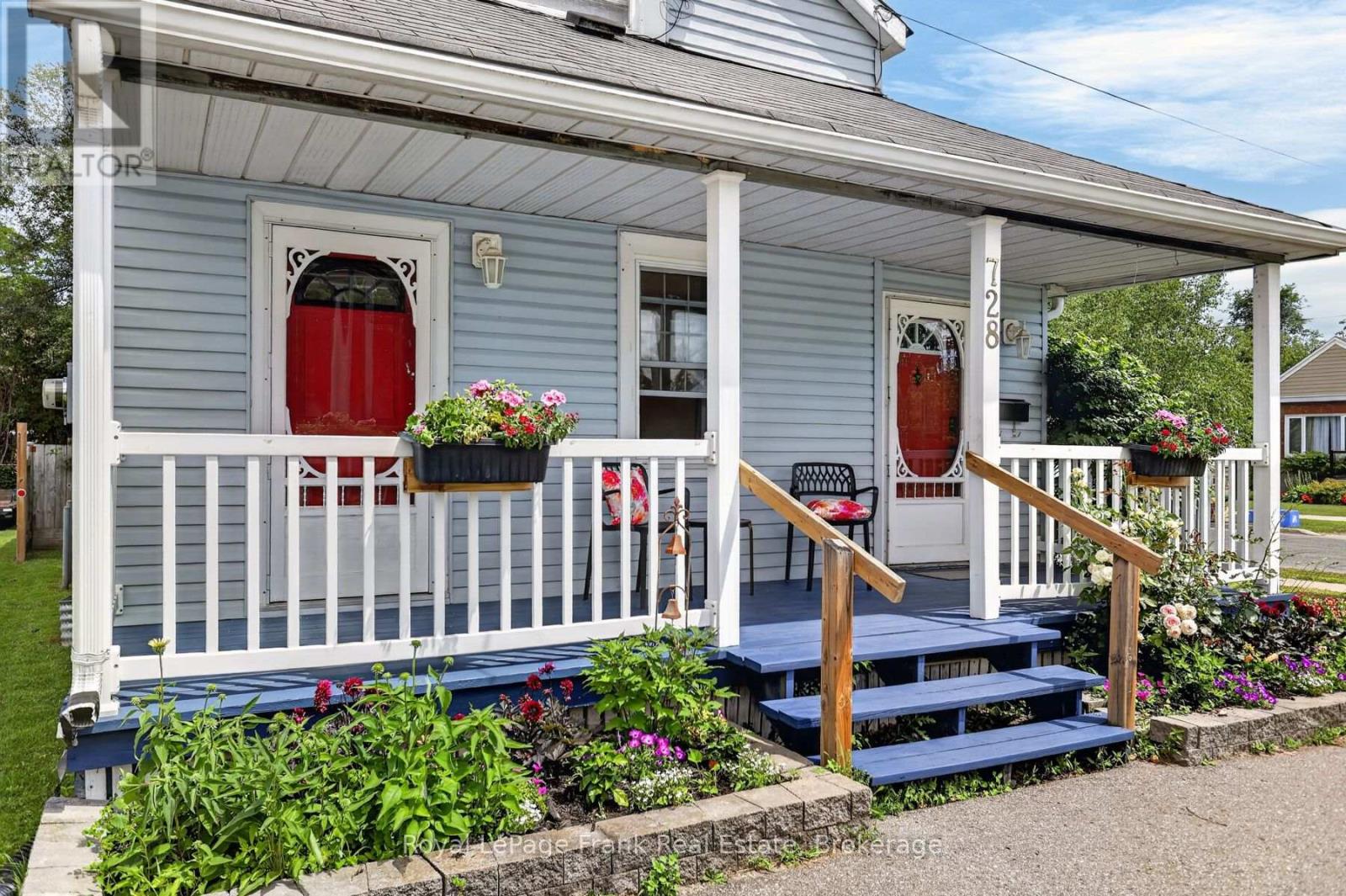 728 Hurley Street, Peterborough (Otonabee Ward 1), Ontario  K9J 3A9 - Photo 4 - X13724810