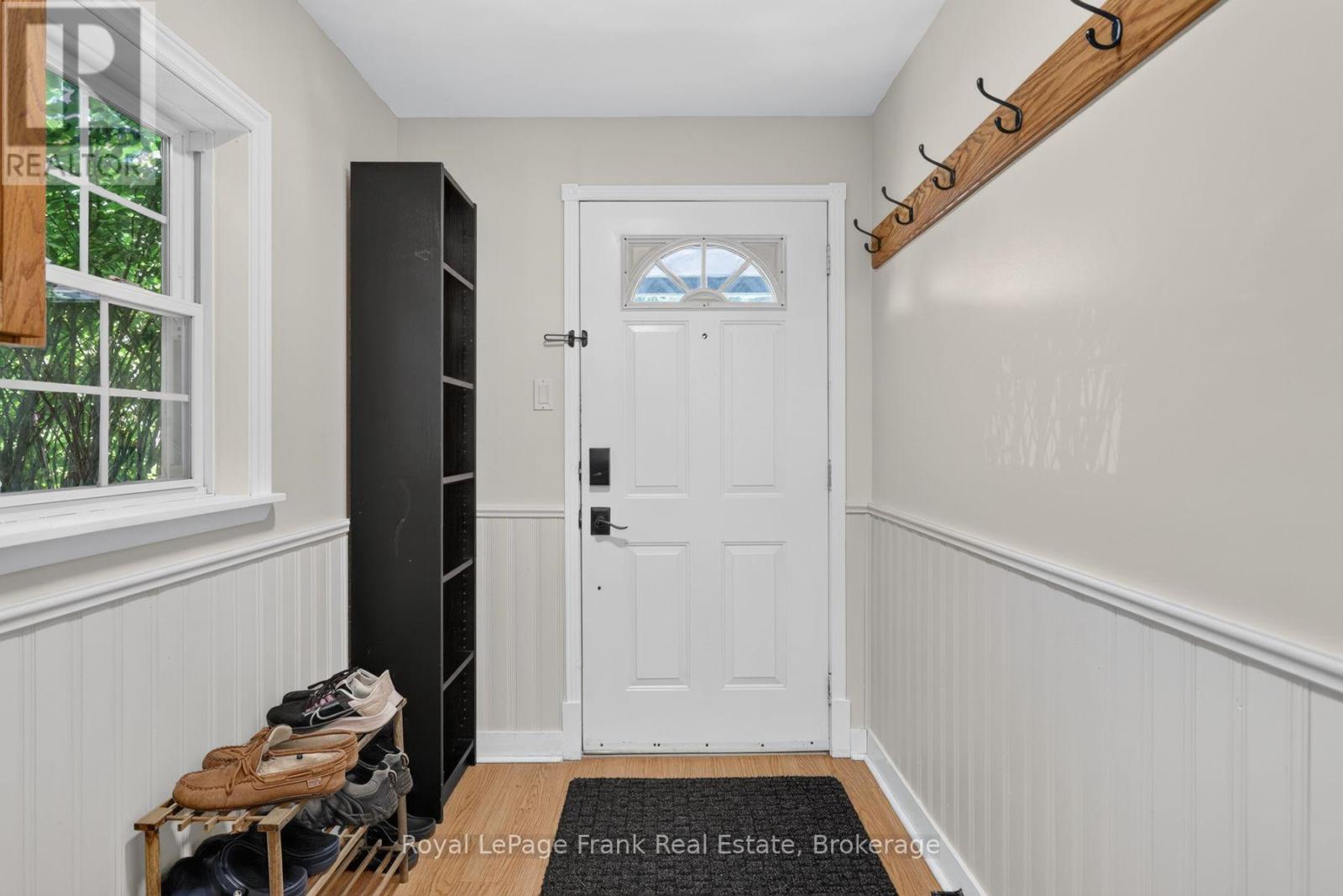 728 Hurley Street, Peterborough (Otonabee Ward 1), Ontario  K9J 3A9 - Photo 6 - X13724810