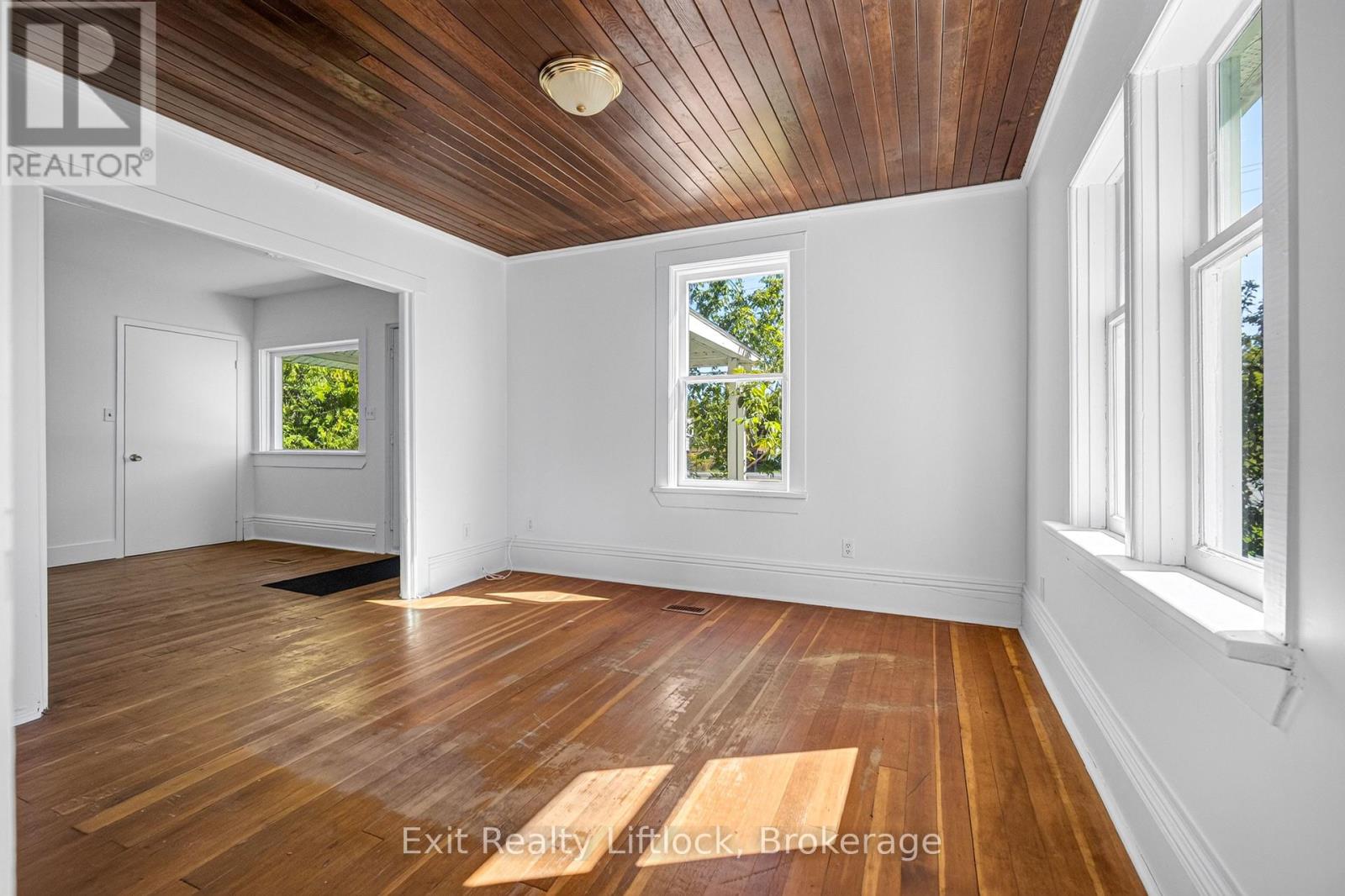 1952 County Rd 6 Road, Douro-Dummer, Ontario  K0L 2H0 - Photo 12 - X13726650