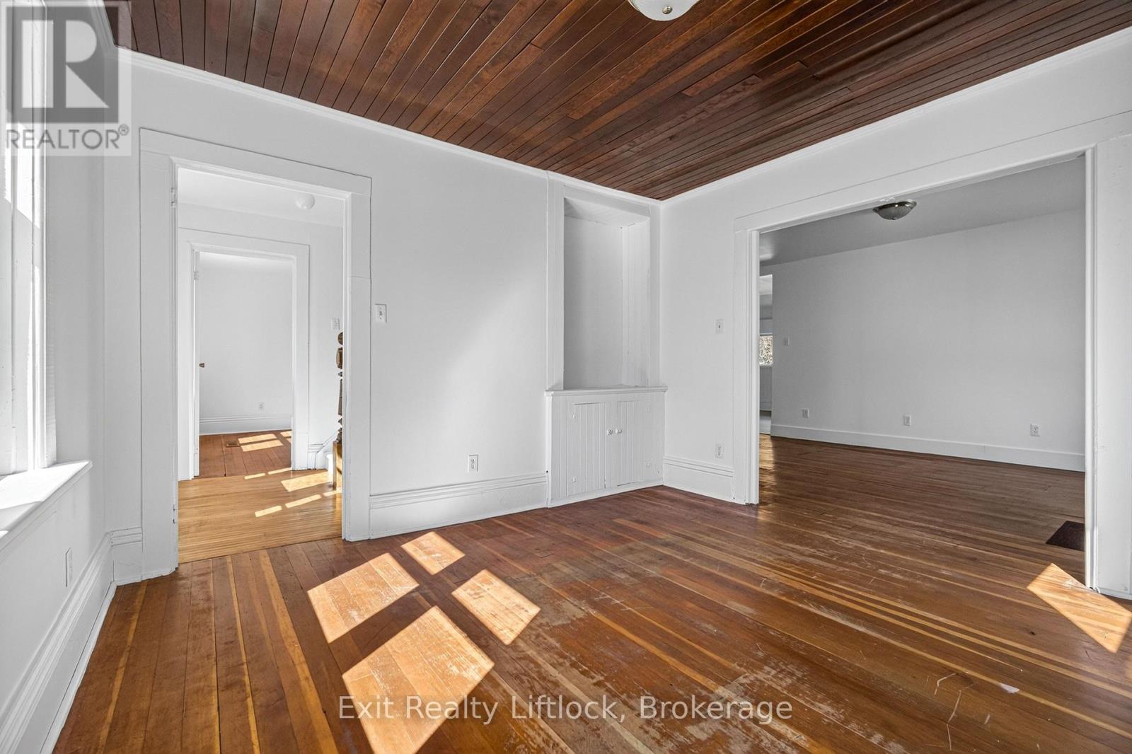 1952 County Rd 6 Road, Douro-Dummer, Ontario  K0L 2H0 - Photo 13 - X13726650