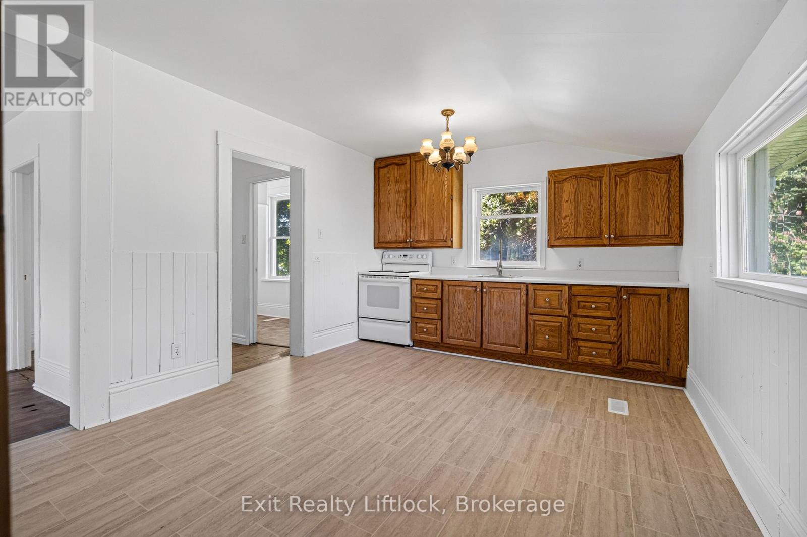 1952 County Rd 6 Road, Douro-Dummer, Ontario  K0L 2H0 - Photo 20 - X13726650