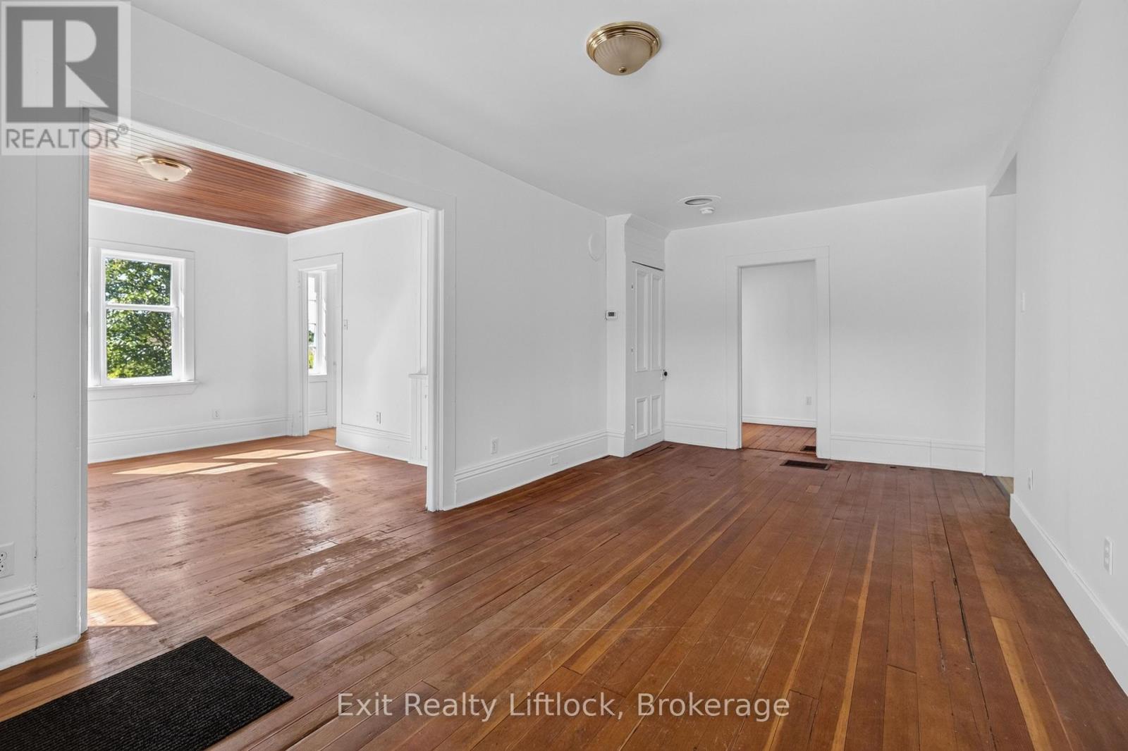 1952 County Rd 6 Road, Douro-Dummer, Ontario  K0L 2H0 - Photo 6 - X13726650