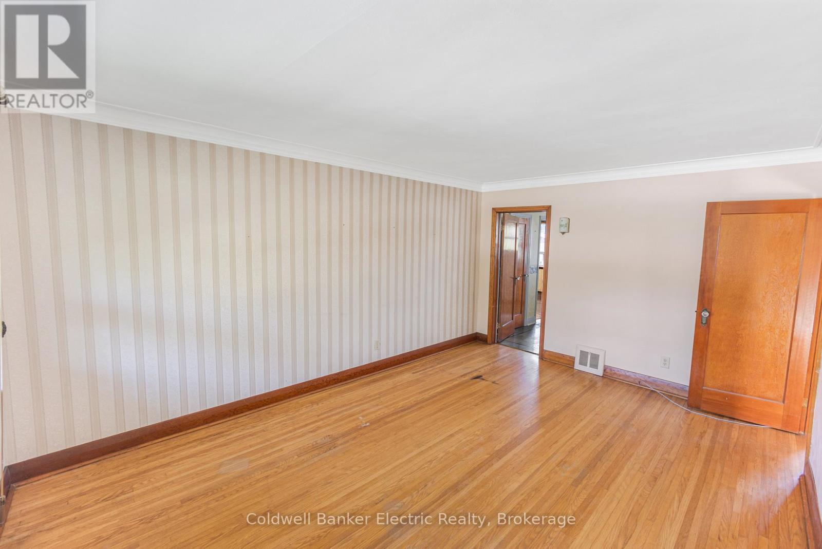 792 Curtis Road, Peterborough (Ashburnham Ward 4), Ontario  K9H 2E7 - Photo 5 - X13726742