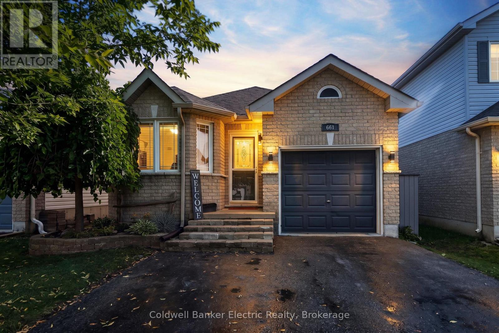 661 CLANCY CRESCENT, peterborough (otonabee ward 1), Ontario