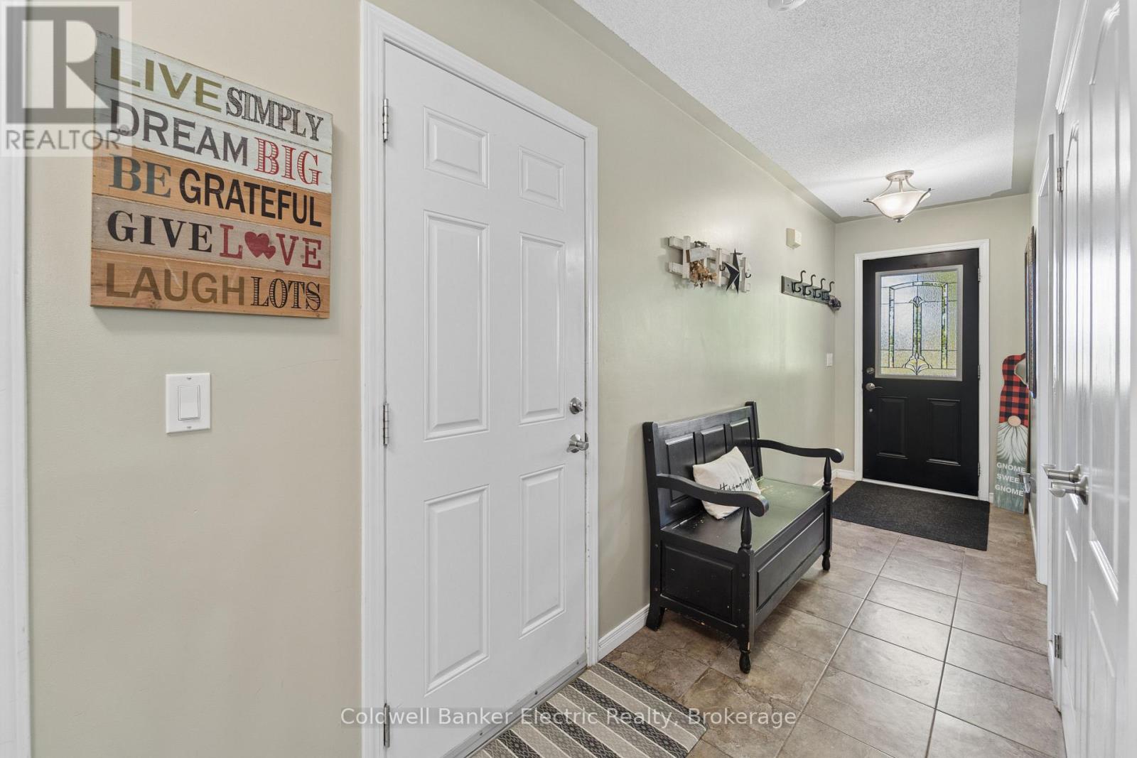 661 Clancy Crescent, Peterborough (Otonabee Ward 1), Ontario  K9K 2S3 - Photo 6 - X13726774