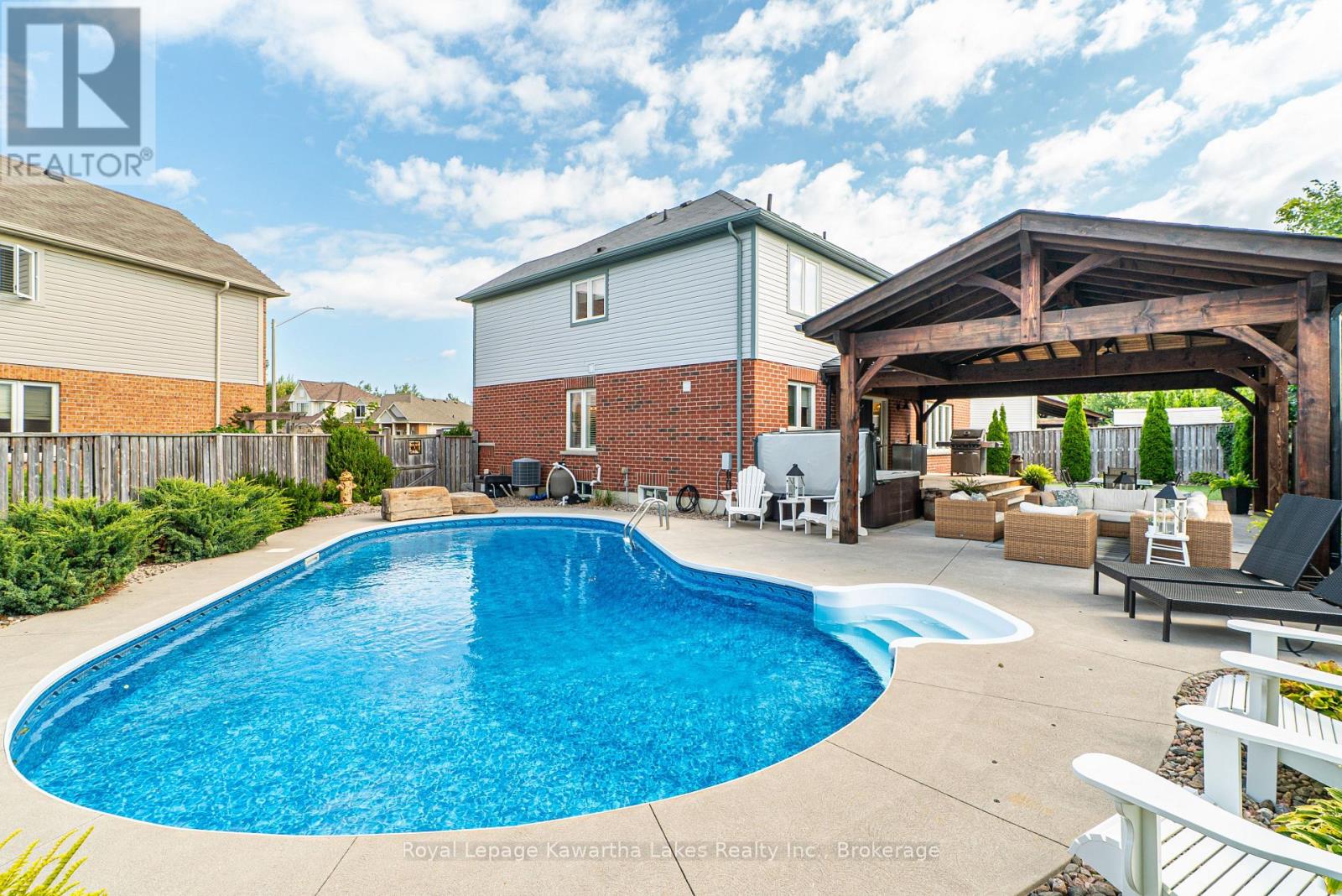 9 Power Court, Kawartha Lakes (Ops), Ontario  K9V 0C6 - Photo 2 - X13726848