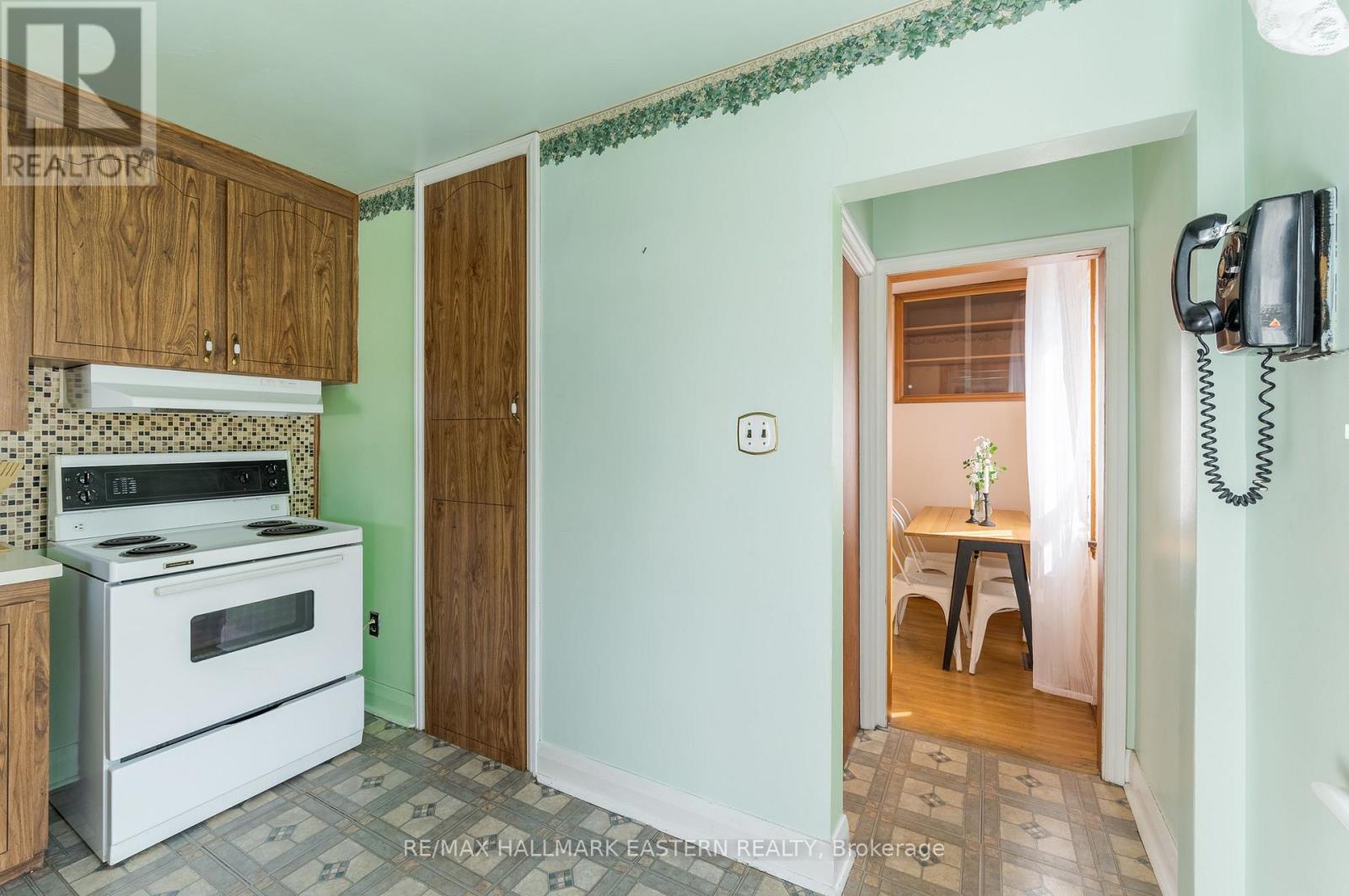 51 Ephgrave Boulevard, Peterborough (Otonabee Ward 1), Ontario  K9J 4G1 - Photo 13 - X13727170
