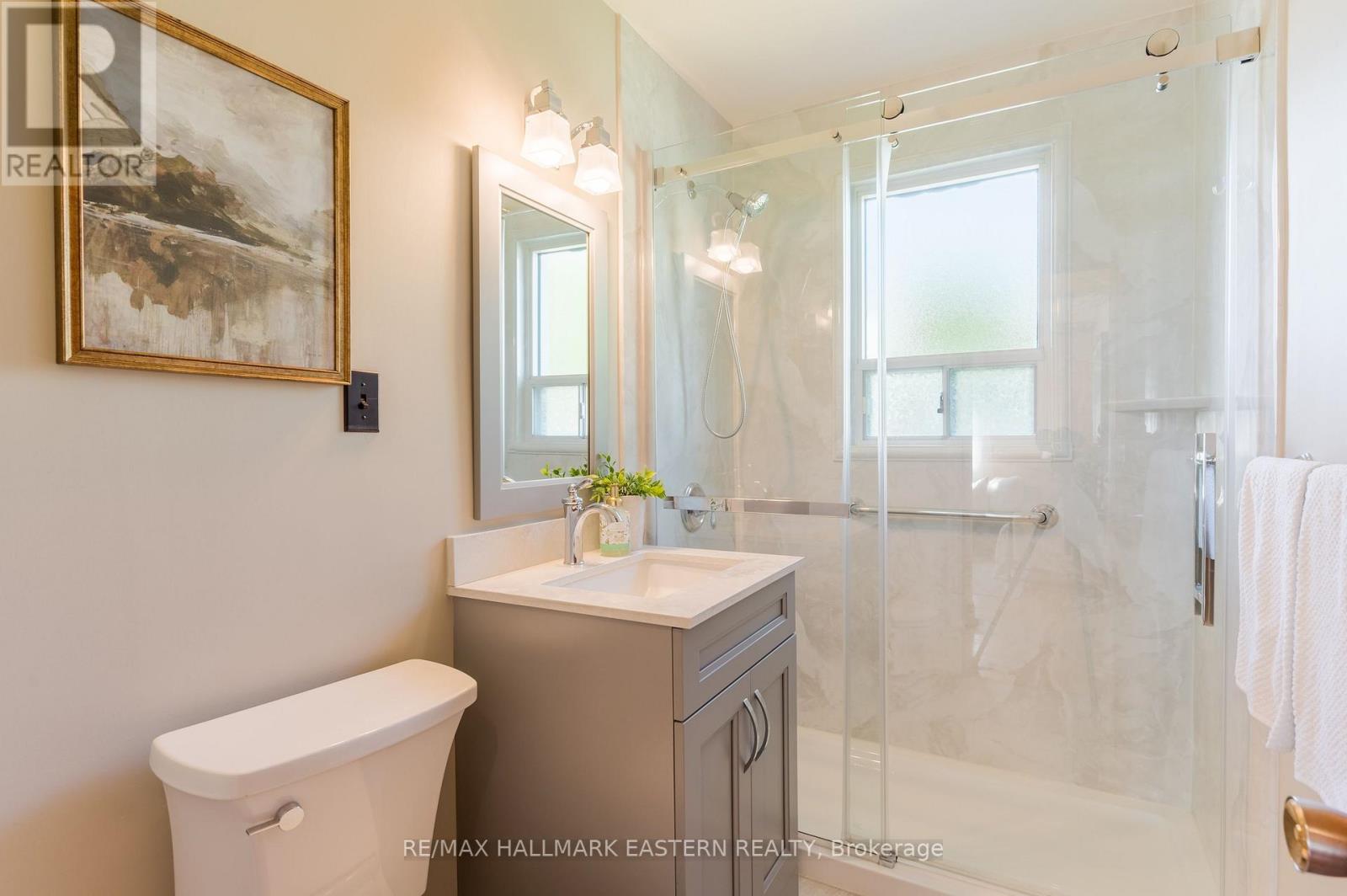 51 Ephgrave Boulevard, Peterborough (Otonabee Ward 1), Ontario  K9J 4G1 - Photo 19 - X13727170