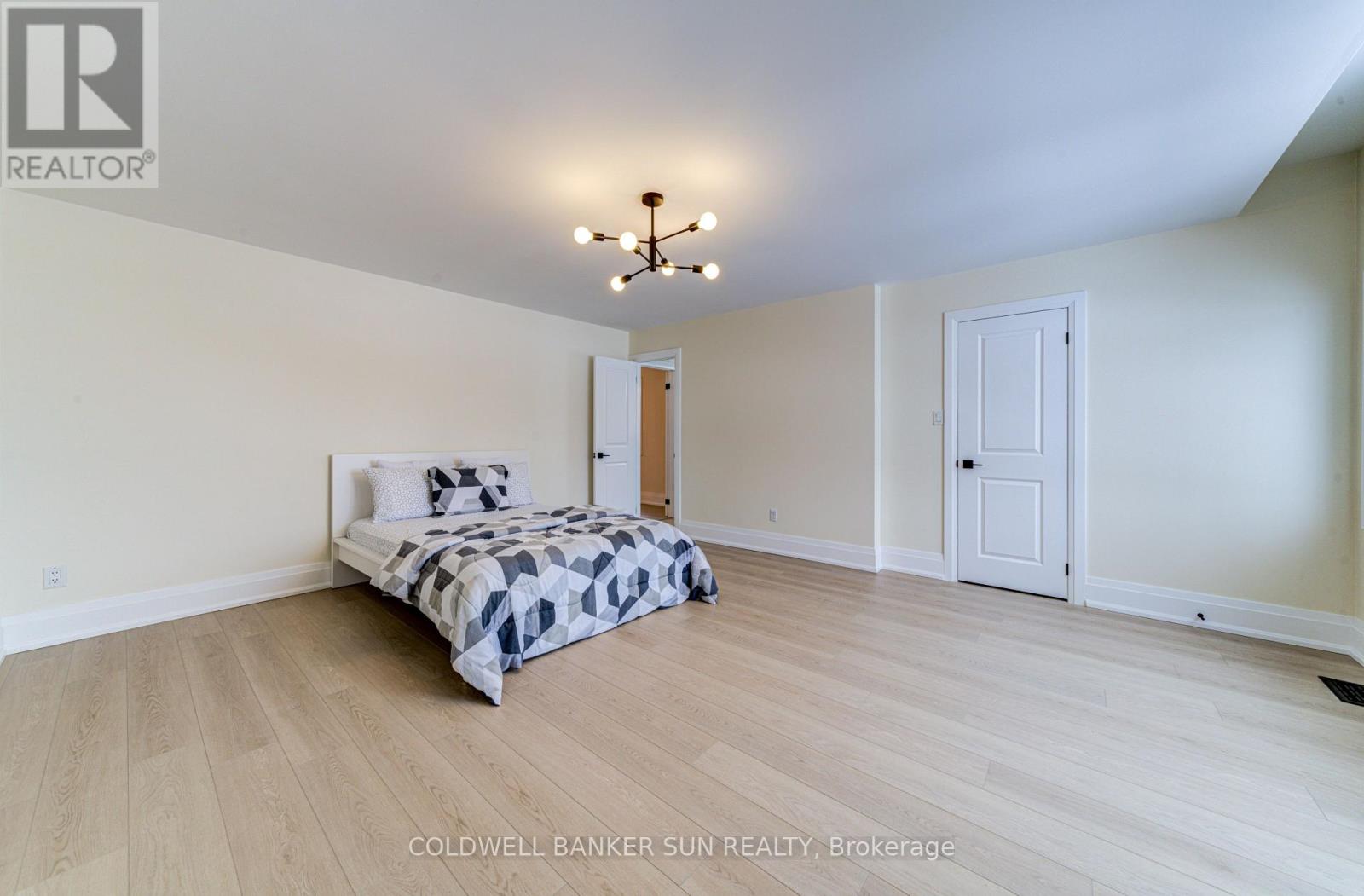 33 Ellis Crescent, Kawartha Lakes (Lindsay), Ontario  K9V 0A5 - Photo 31 - X13727590