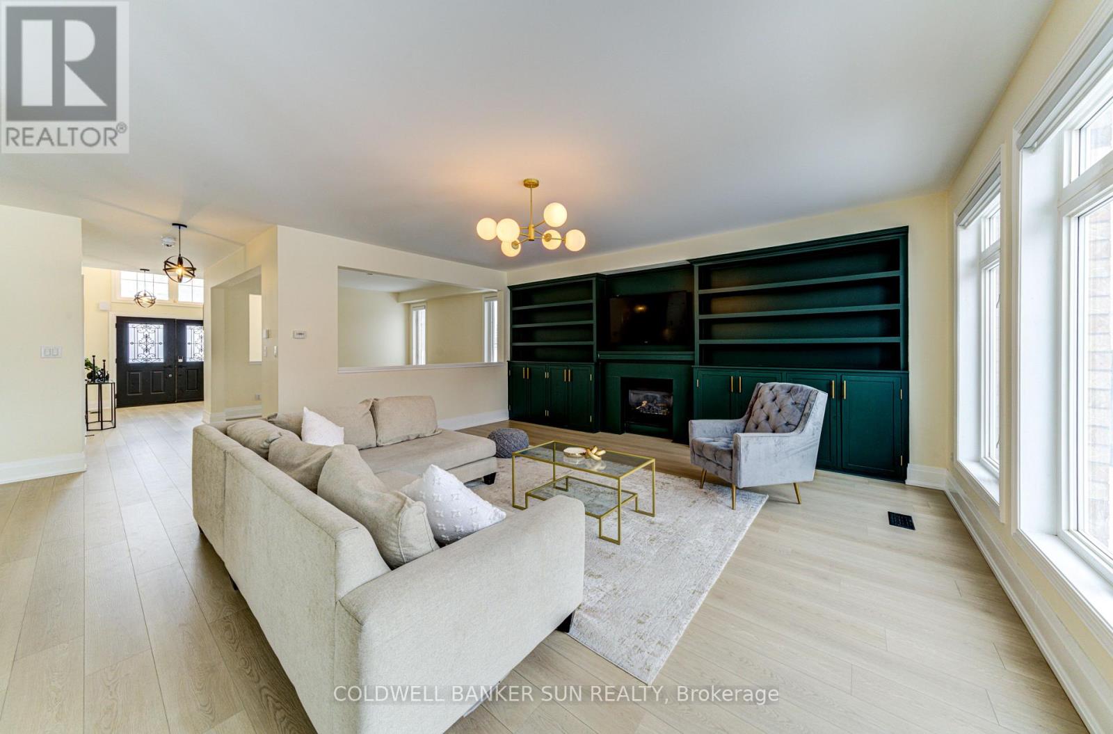 33 Ellis Crescent, Kawartha Lakes (Lindsay), Ontario  K9V 0A5 - Photo 9 - X13727590