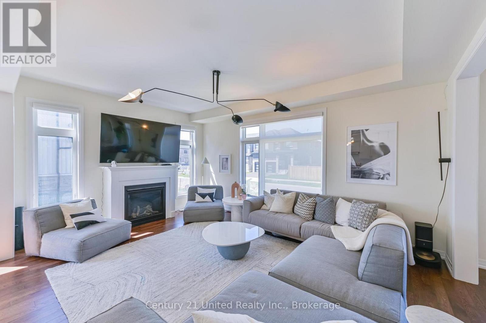 217 Flavelle Way, Peterborough (Monaghan Ward 2), Ontario  K9K 0J2 - Photo 4 - X13728386