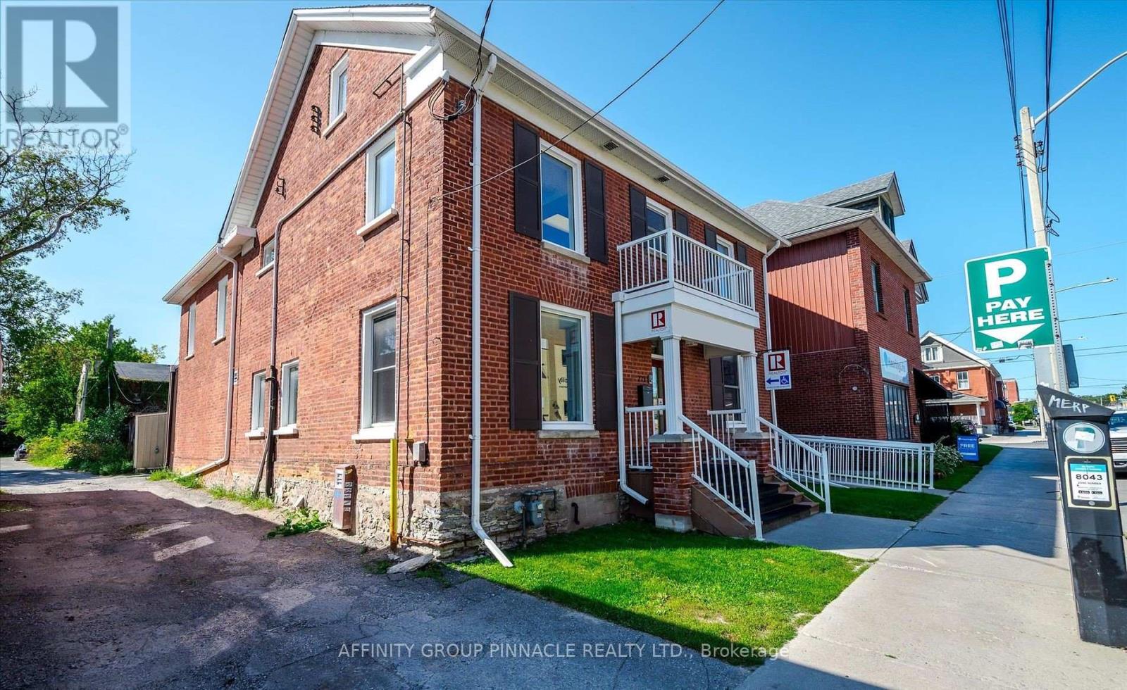 1 - 273 Charlotte Street, Peterborough (Town Ward 3), Ontario  K9J 2V3 - Photo 2 - X13728784