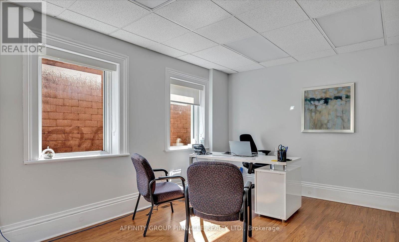 1 - 273 Charlotte Street, Peterborough (Town Ward 3), Ontario  K9J 2V3 - Photo 5 - X13728784
