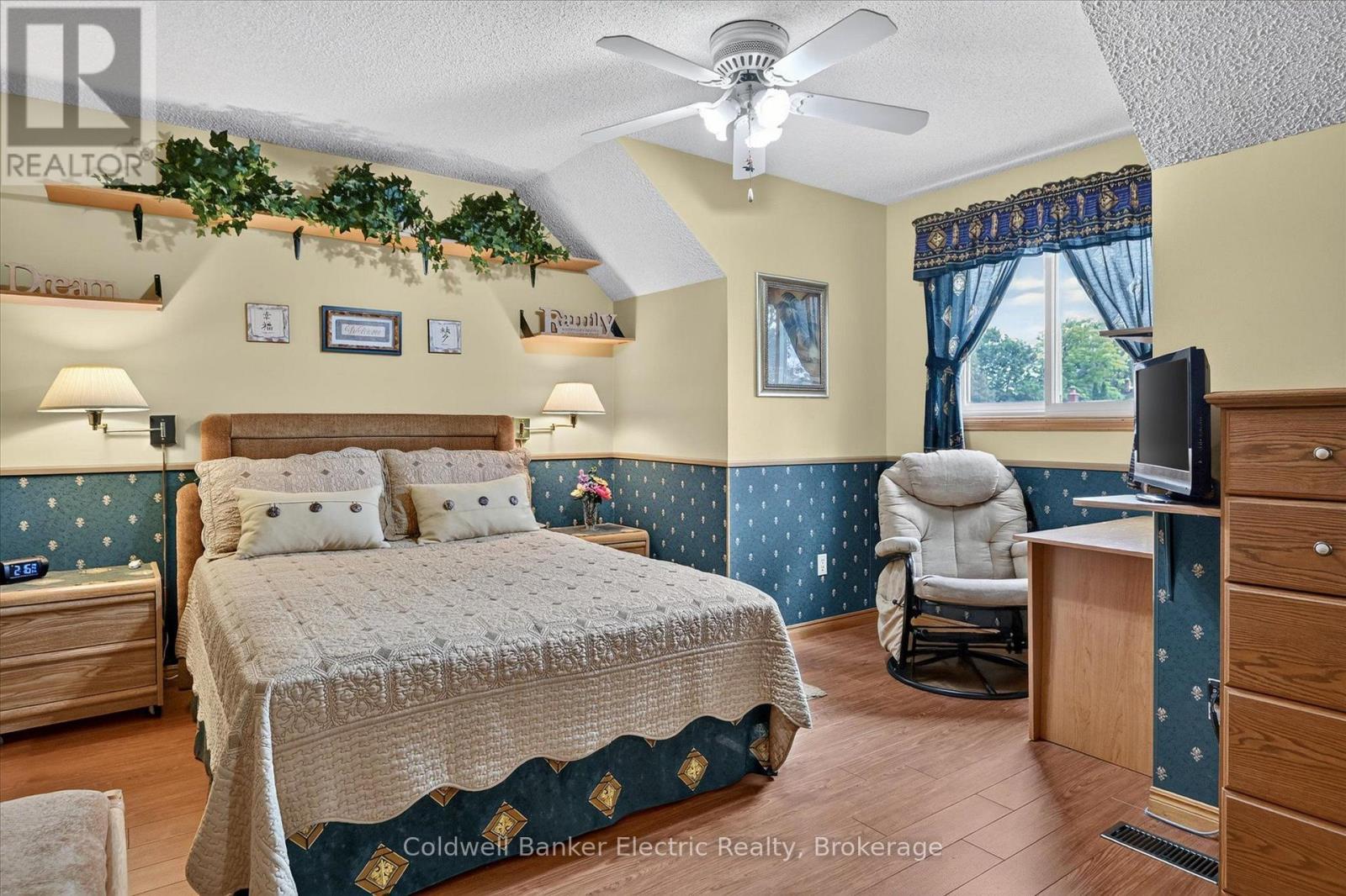 948 Smithside Court, Peterborough (Monaghan Ward 2), Ontario  K9J 8E2 - Photo 21 - X13729070