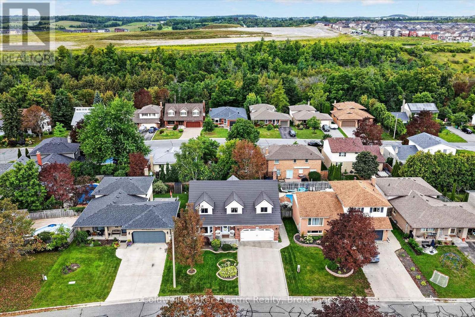 948 Smithside Court, Peterborough (Monaghan Ward 2), Ontario  K9J 8E2 - Photo 42 - X13729070