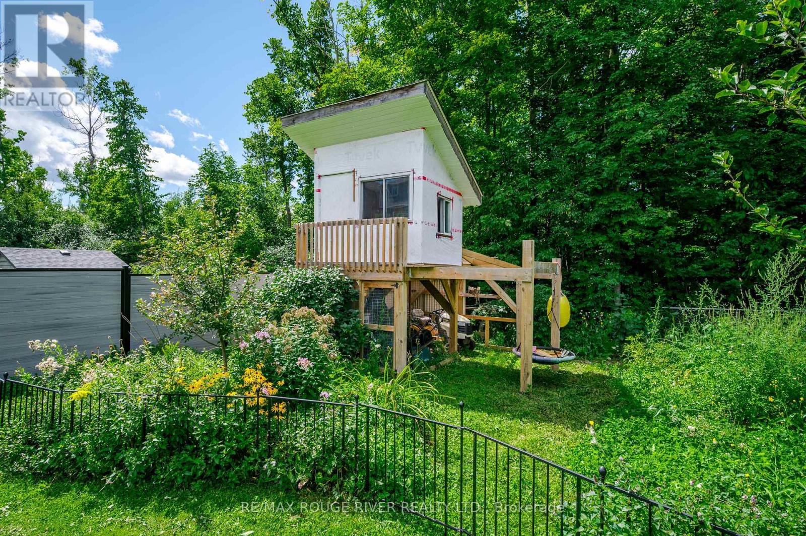 969 Avery Avenue, Peterborough (Monaghan Ward 2), Ontario  K9J 0G9 - Photo 41 - X13729186