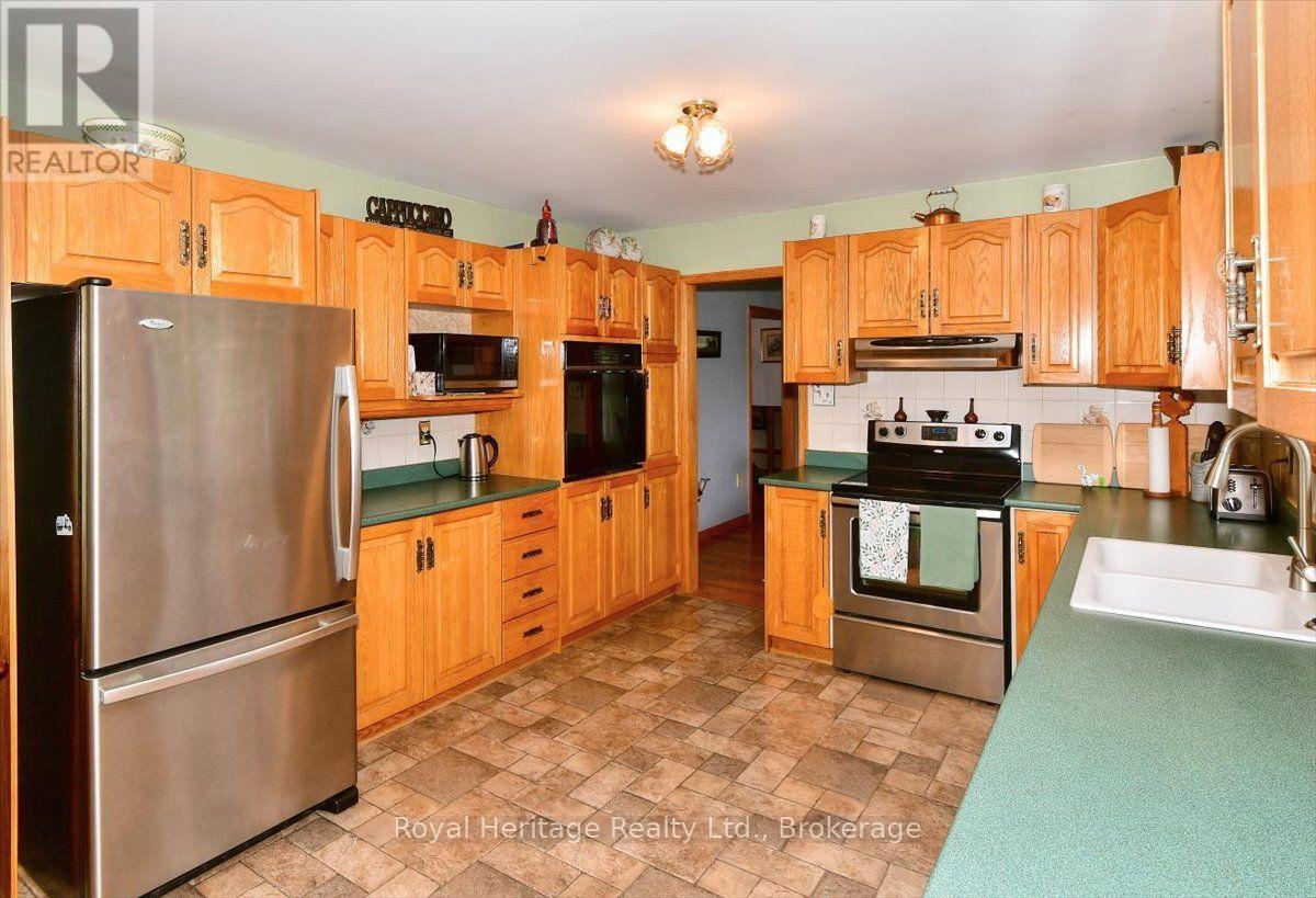 476 Emily Park Road, Kawartha Lakes (Emily), Ontario  K0L 2W0 - Photo 14 - X13730112