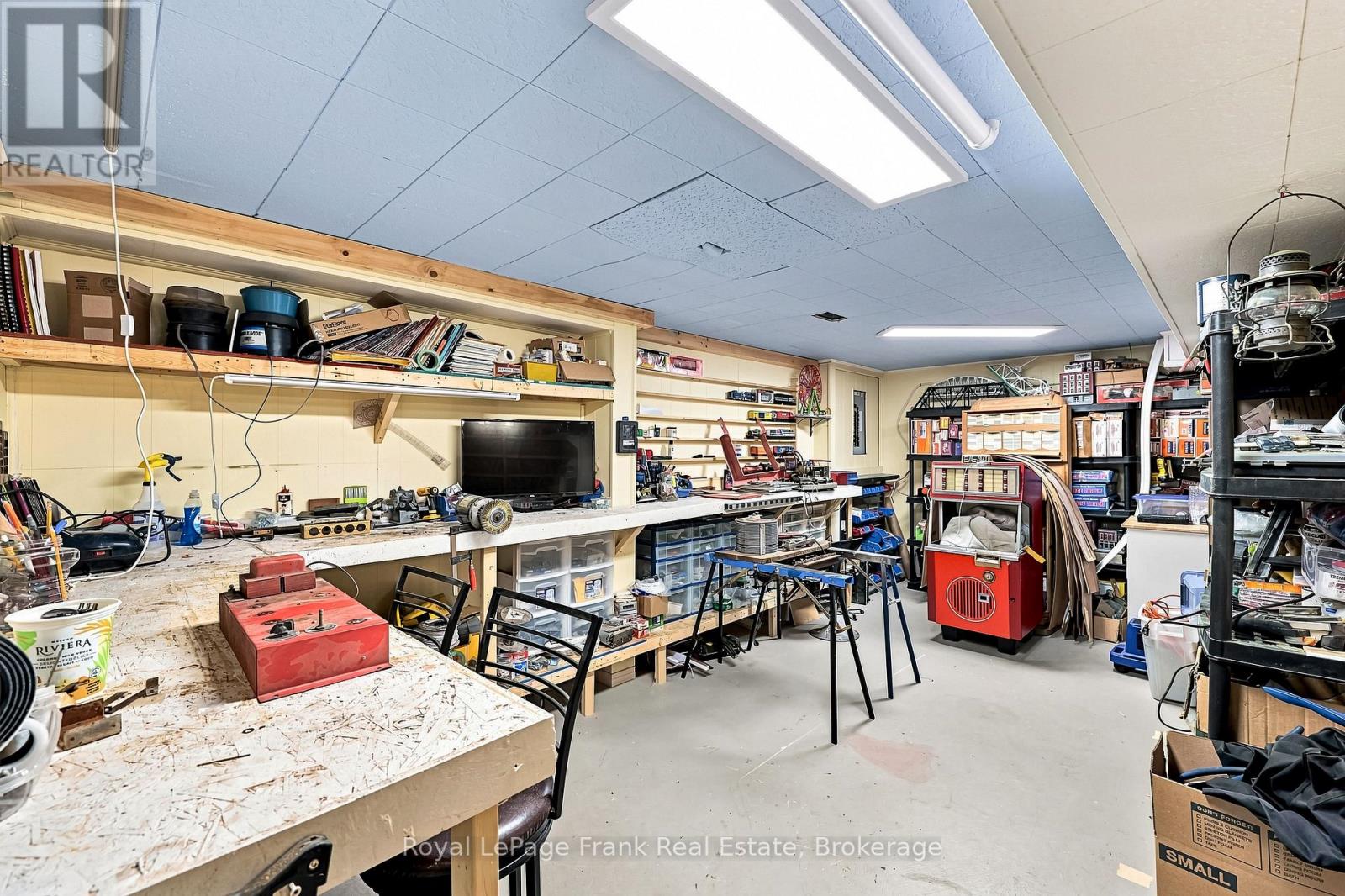 1846 Stratton Avenue, Peterborough (Otonabee Ward 1), Ontario  K9K 2E6 - Photo 32 - X13730396