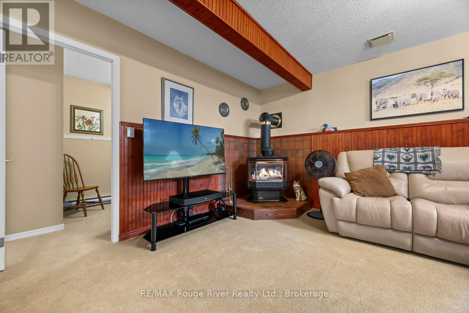6 Hamilton Drive, Kawartha Lakes (Manvers), Ontario  L0A 1A0 - Photo 25 - X13730454