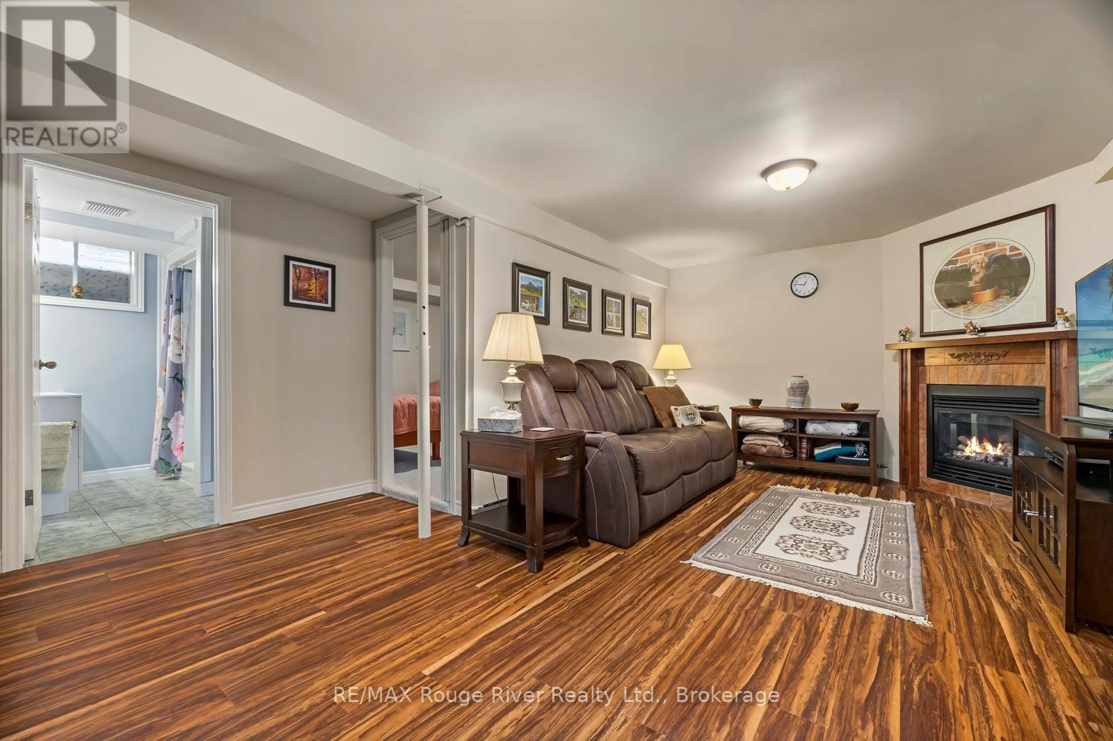 6 Hamilton Drive, Kawartha Lakes (Manvers), Ontario  L0A 1A0 - Photo 29 - X13730454