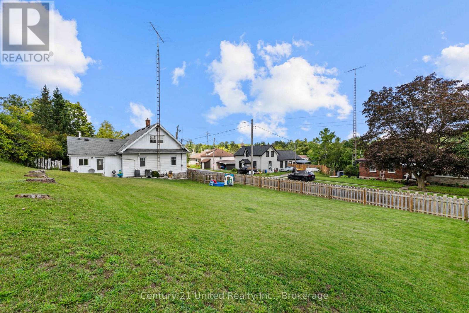 882 Peterborough Street, Douro-Dummer, Ontario  K0L 3A0 - Photo 27 - X13730580