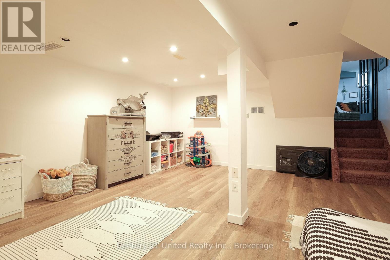 2229 Lorraine Drive, Peterborough (Northcrest Ward 5), Ontario  K9L 1Y6 - Photo 27 - X13731020