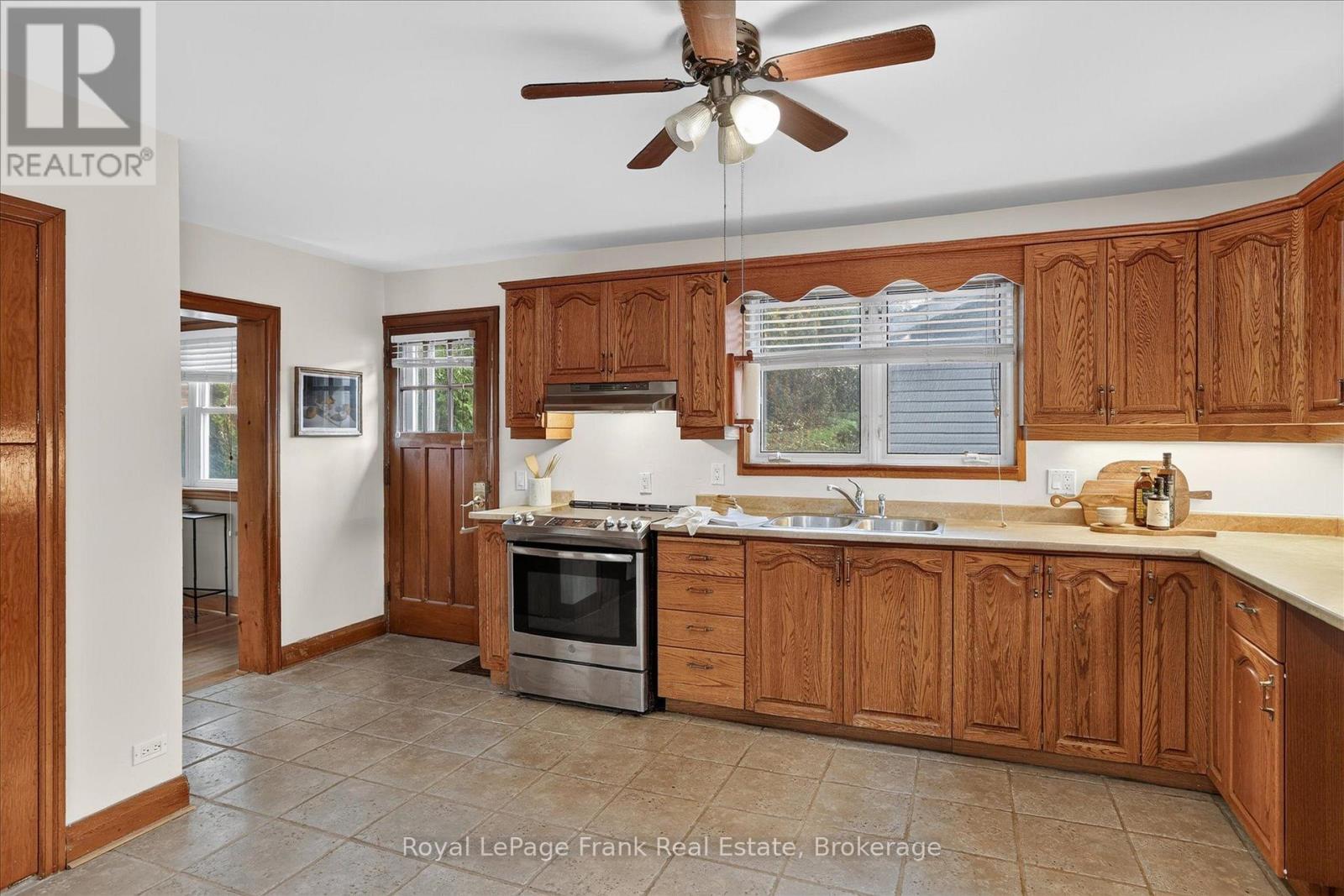 174 Sophia Street, Peterborough (Ashburnham Ward 4), Ontario  K9H 1E5 - Photo 11 - X13731820