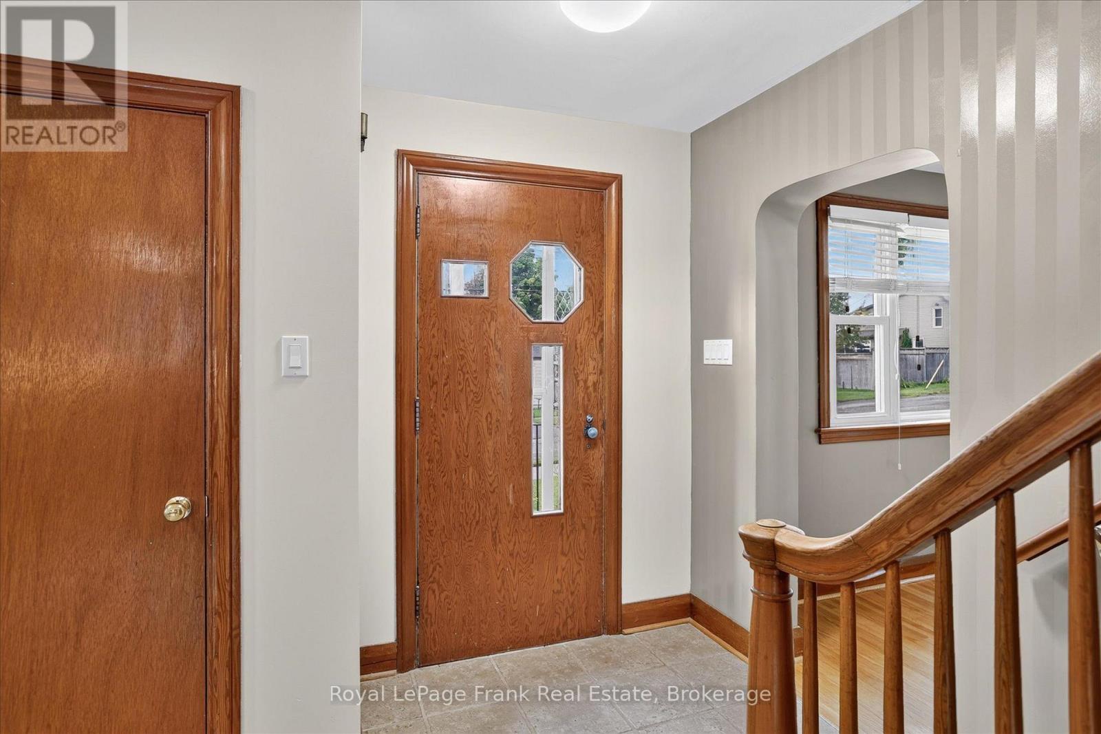 174 Sophia Street, Peterborough (Ashburnham Ward 4), Ontario  K9H 1E5 - Photo 6 - X13731820