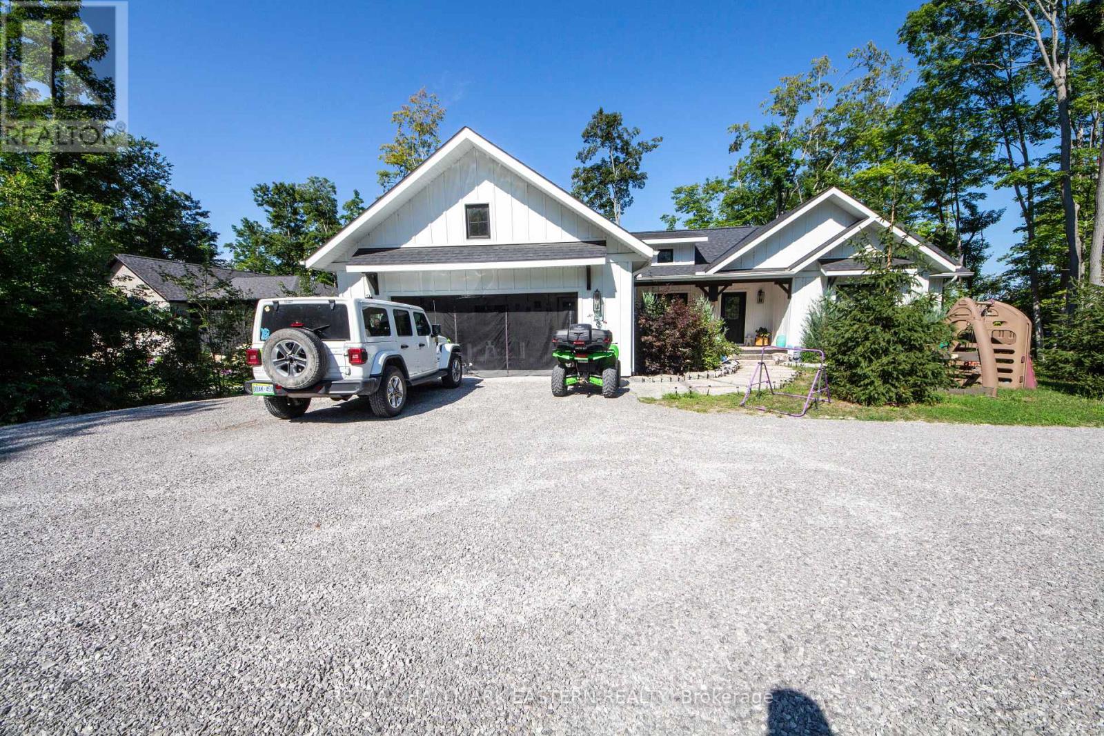 24 RORY DRIVE, selwyn, Ontario
