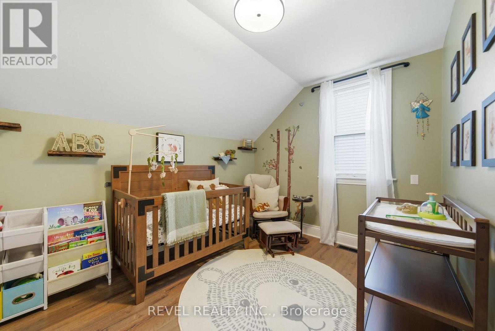 52 Cambridge Street N, Kawartha Lakes (Lindsay), Ontario  K9V 4C7 - Photo 29 - X13732394