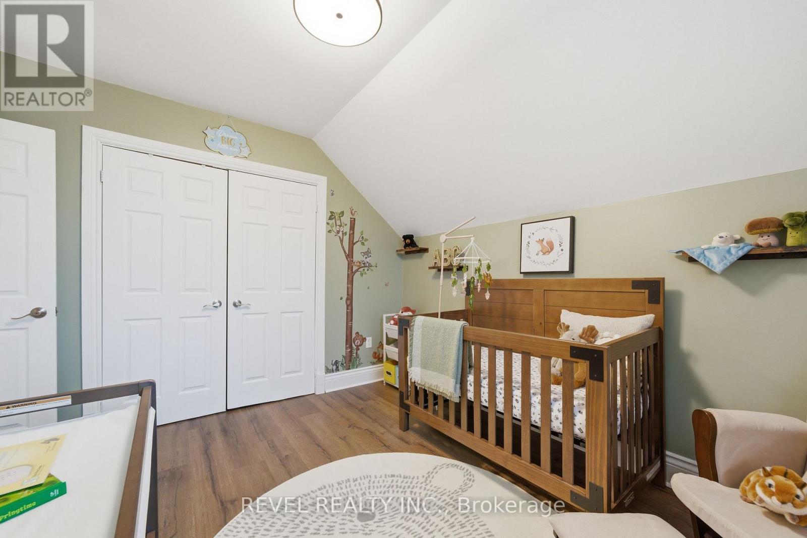 52 Cambridge Street N, Kawartha Lakes (Lindsay), Ontario  K9V 4C7 - Photo 30 - X13732394
