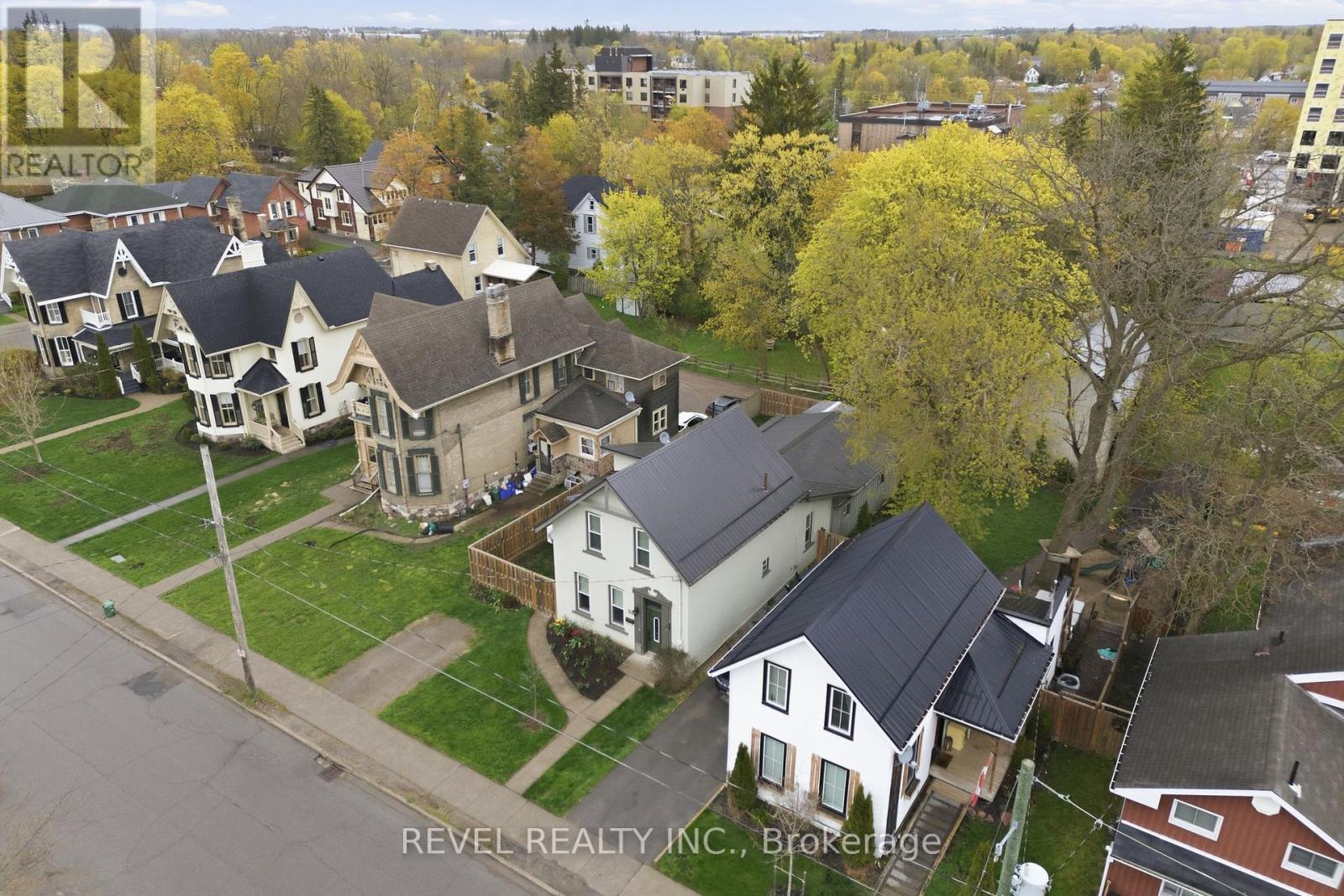 52 Cambridge Street N, Kawartha Lakes (Lindsay), Ontario  K9V 4C7 - Photo 33 - X13732394