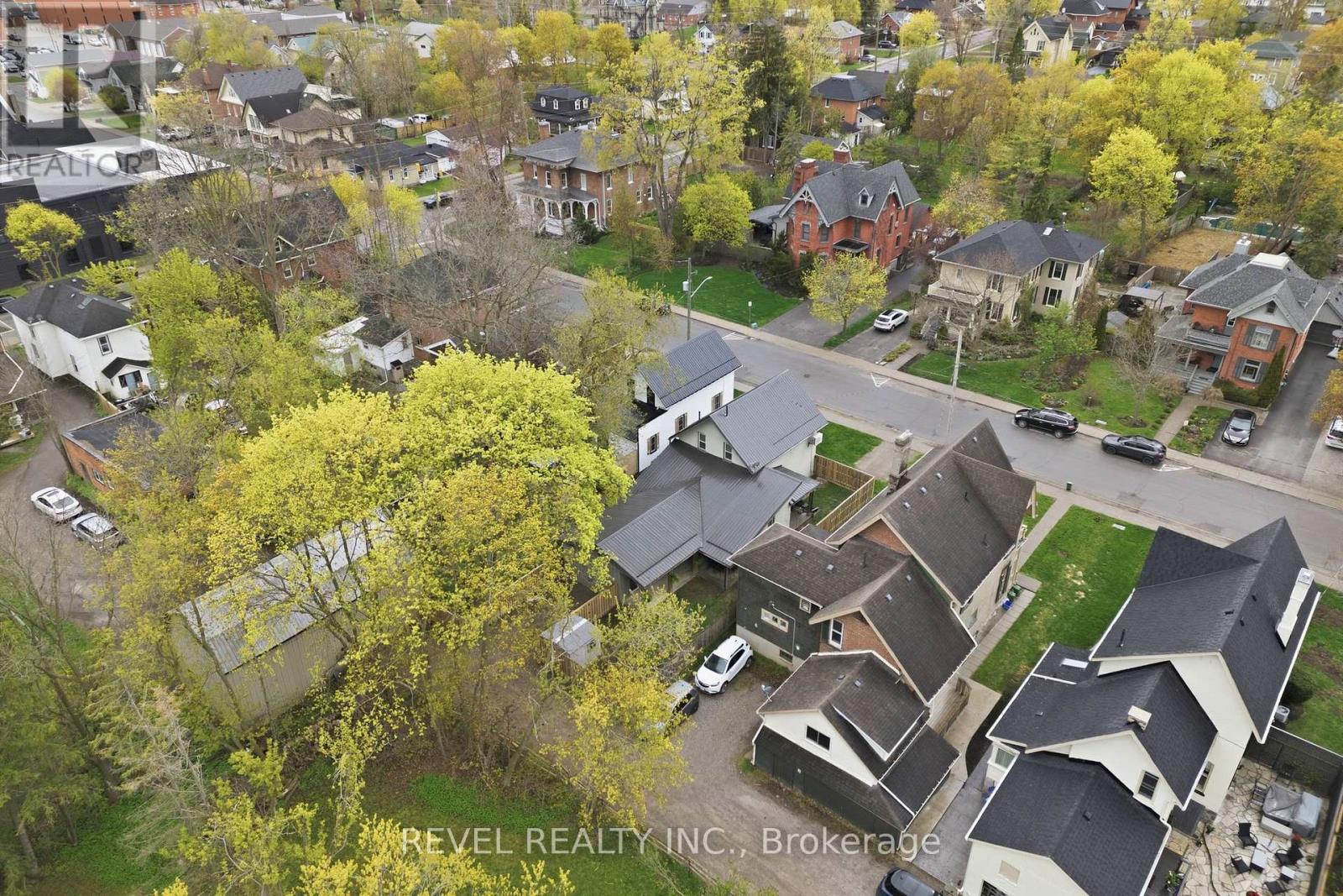 52 Cambridge Street N, Kawartha Lakes (Lindsay), Ontario  K9V 4C7 - Photo 48 - X13732394