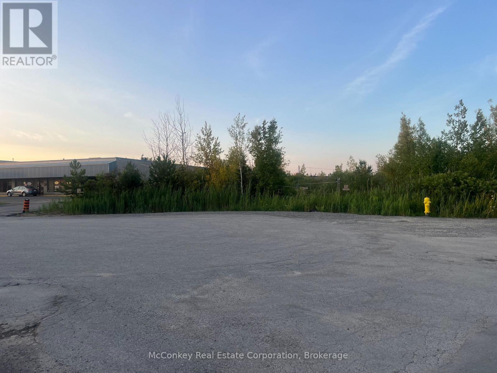 625 Queensway Court, Peterborough (Otonabee Ward 1), Ontario  K9J 7V6 - Photo 17 - X13732582