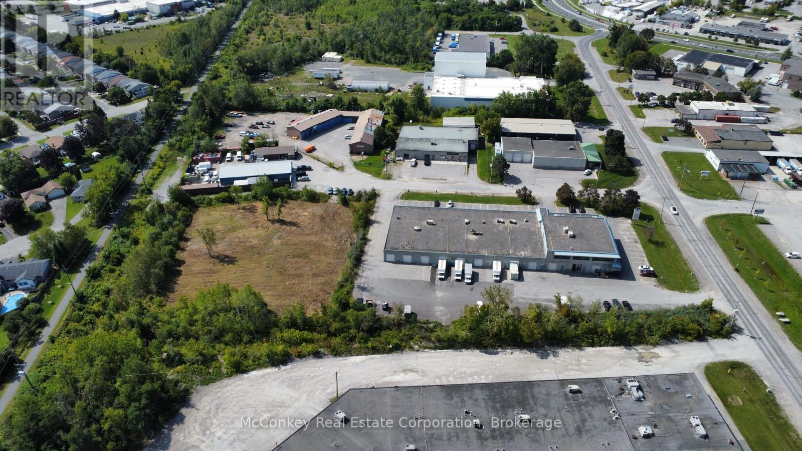 625 Queensway Court, Peterborough (Otonabee Ward 1), Ontario  K9J 7V6 - Photo 2 - X13732582
