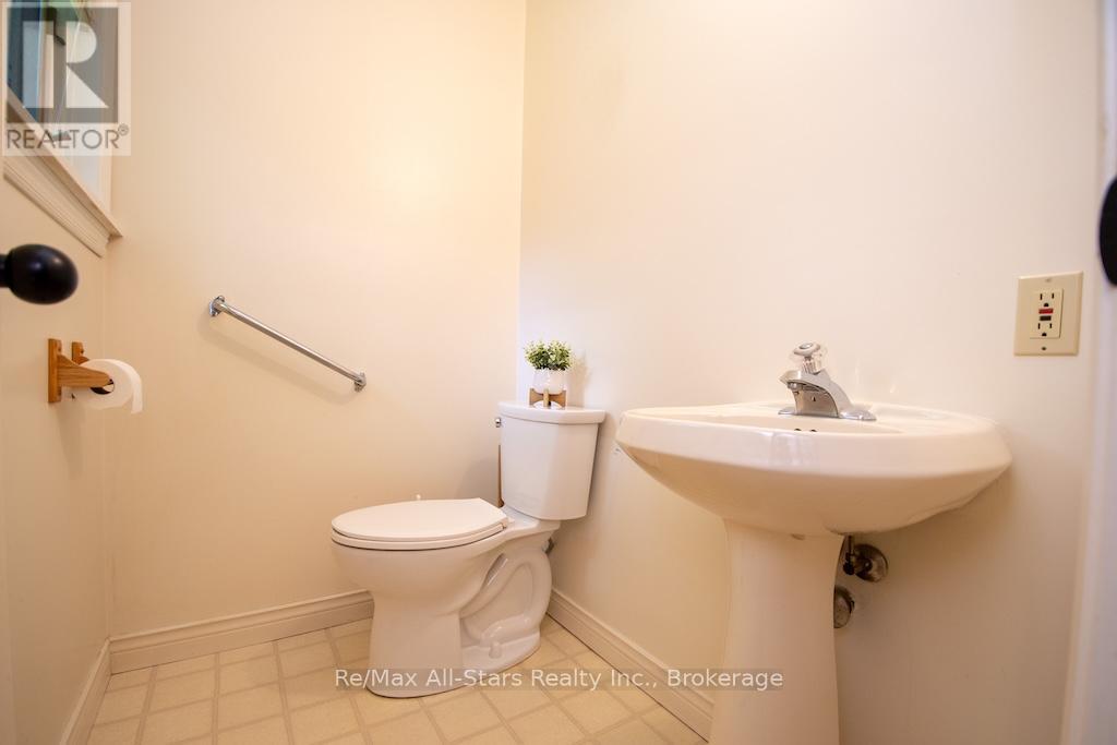 32 Forest Drive, Kawartha Lakes (Manvers), Ontario  L0A 1A0 - Photo 24 - X13732620