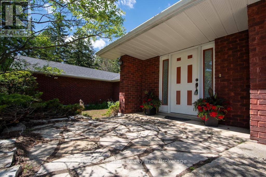 32 Forest Drive, Kawartha Lakes (Manvers), Ontario  L0A 1A0 - Photo 3 - X13732620