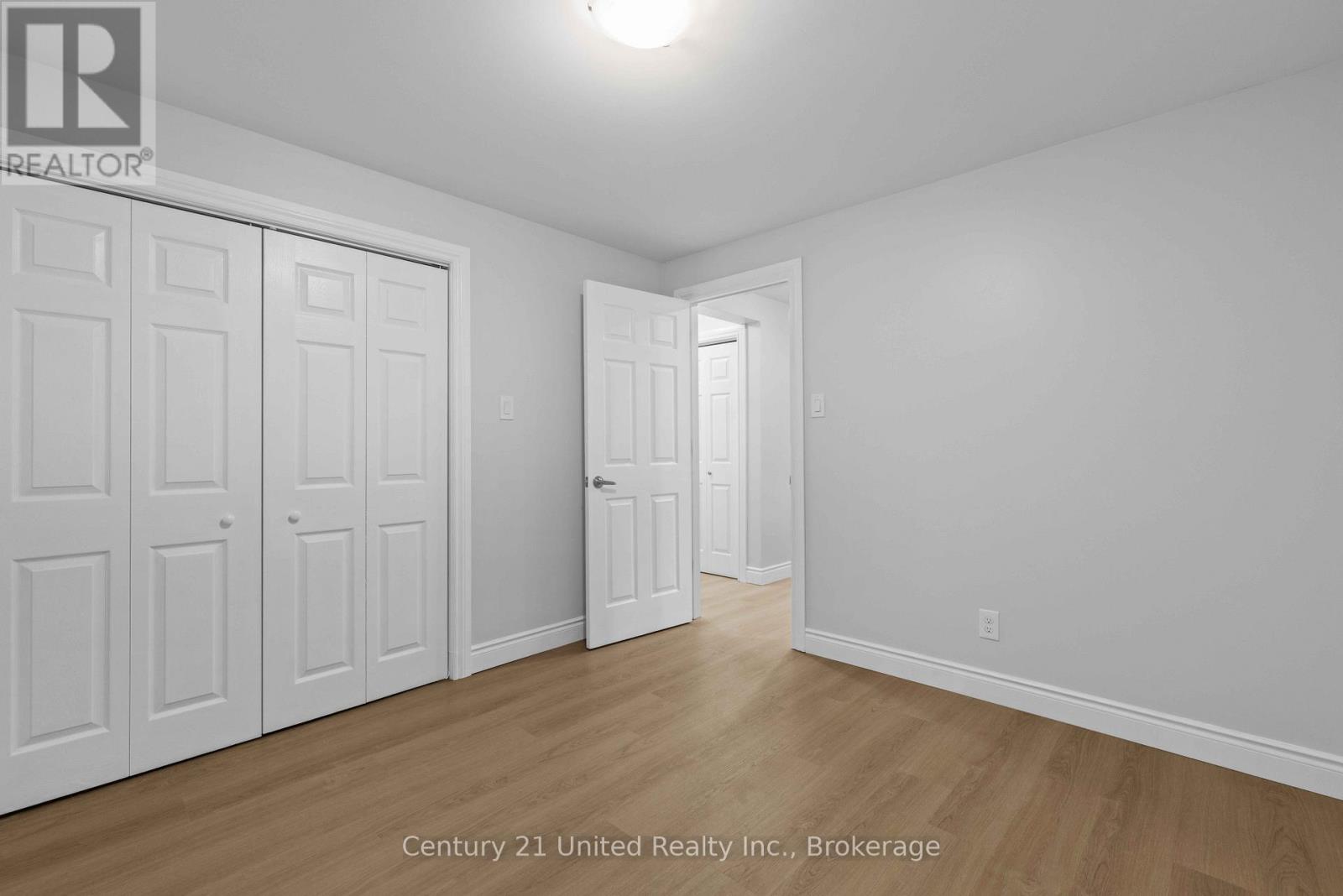 223 Antrim Street, Peterborough (Town Ward 3), Ontario  K9H 3G5 - Photo 17 - X13733336