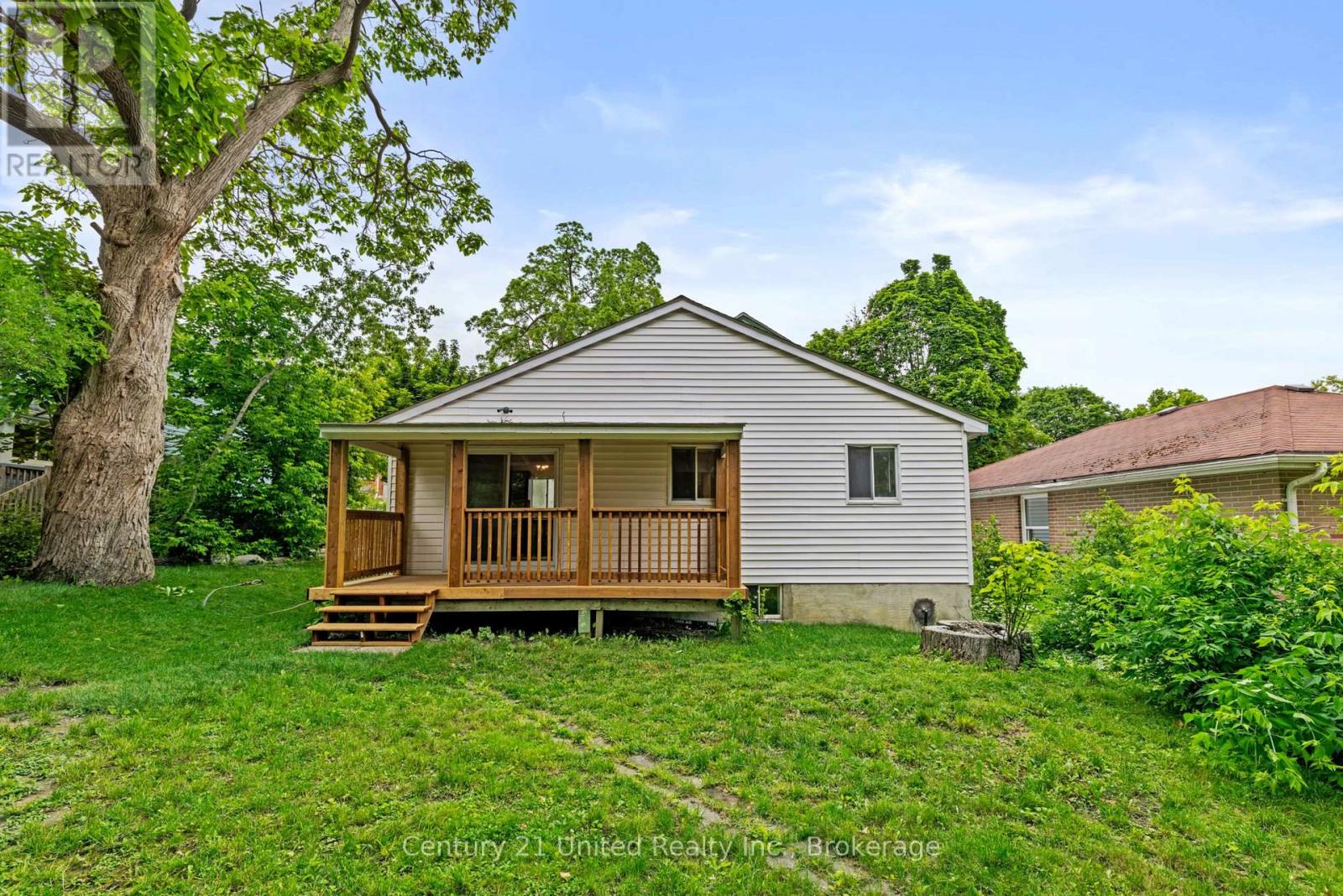 223 Antrim Street, Peterborough (Town Ward 3), Ontario  K9H 3G5 - Photo 26 - X13733336