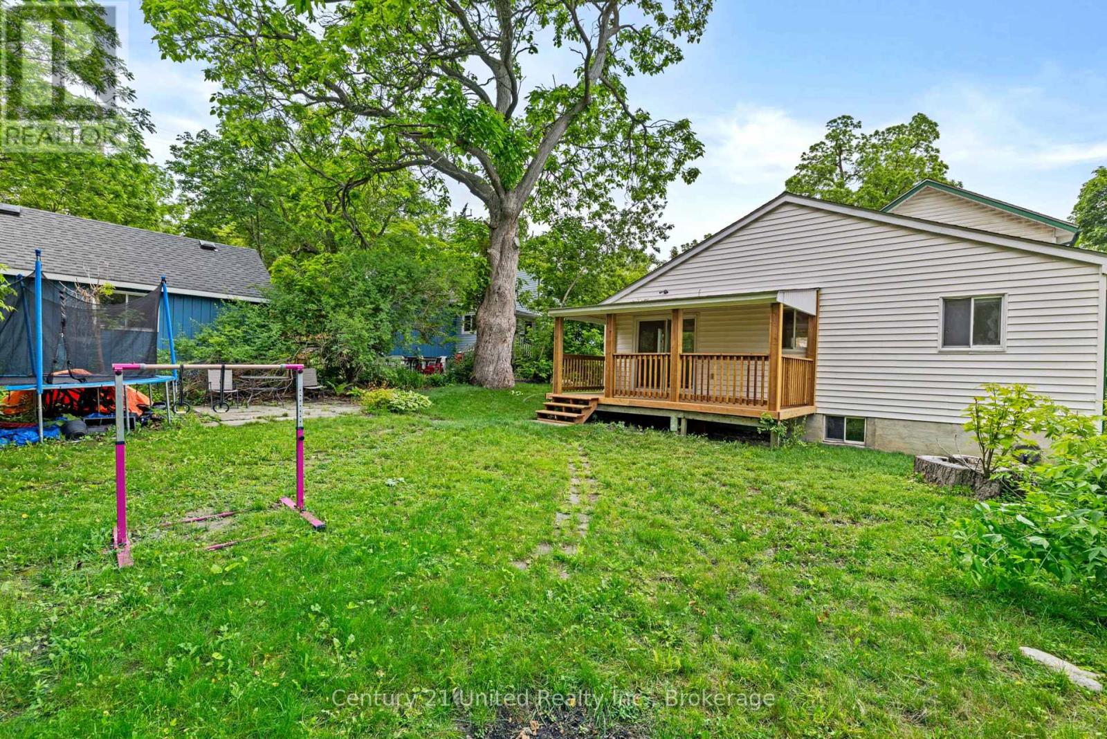 223 Antrim Street, Peterborough (Town Ward 3), Ontario  K9H 3G5 - Photo 30 - X13733336