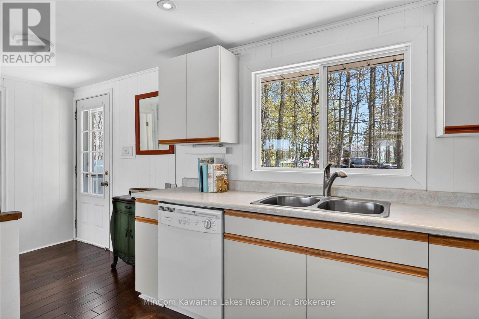 54 Woodland Trail, Trent Lakes, Ontario  K0L 1J0 - Photo 14 - X13733438