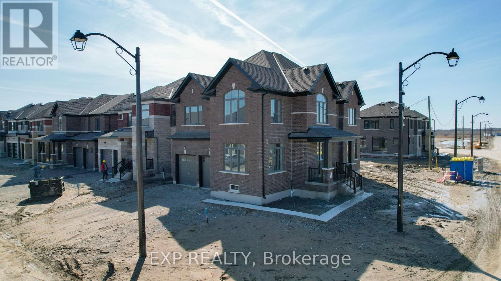 1 Corley Street, Kawartha Lakes (Lindsay), Ontario  K9V 6C2 - Photo 2 - X13733276